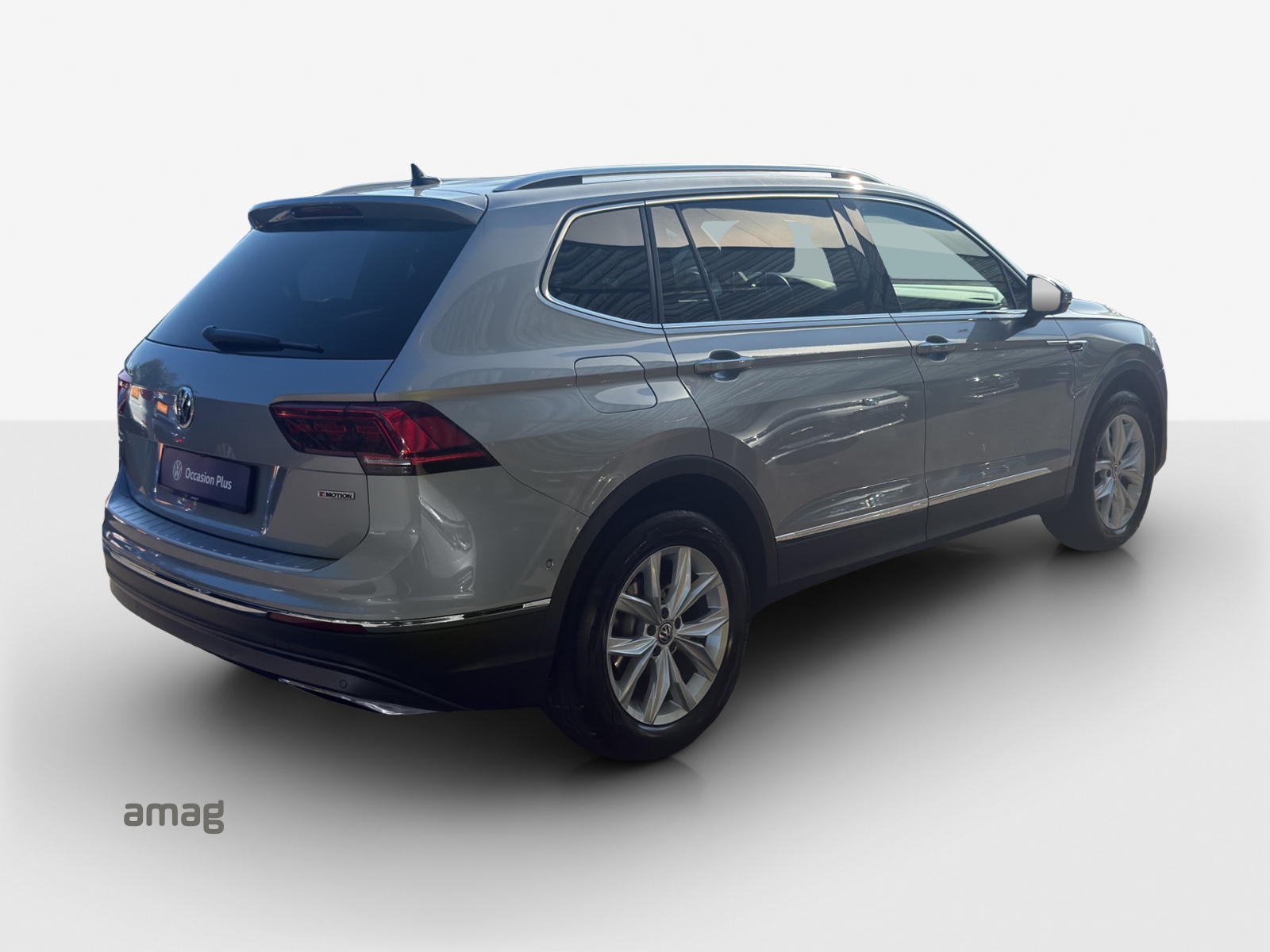 VW Tiguan Allspace 2.0TSI Highline 4Motion DSG-image-4