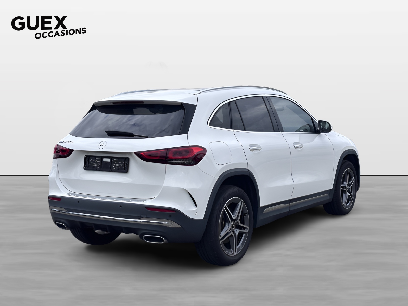 MERCEDES-BENZ GLA 250 e Style-image-1