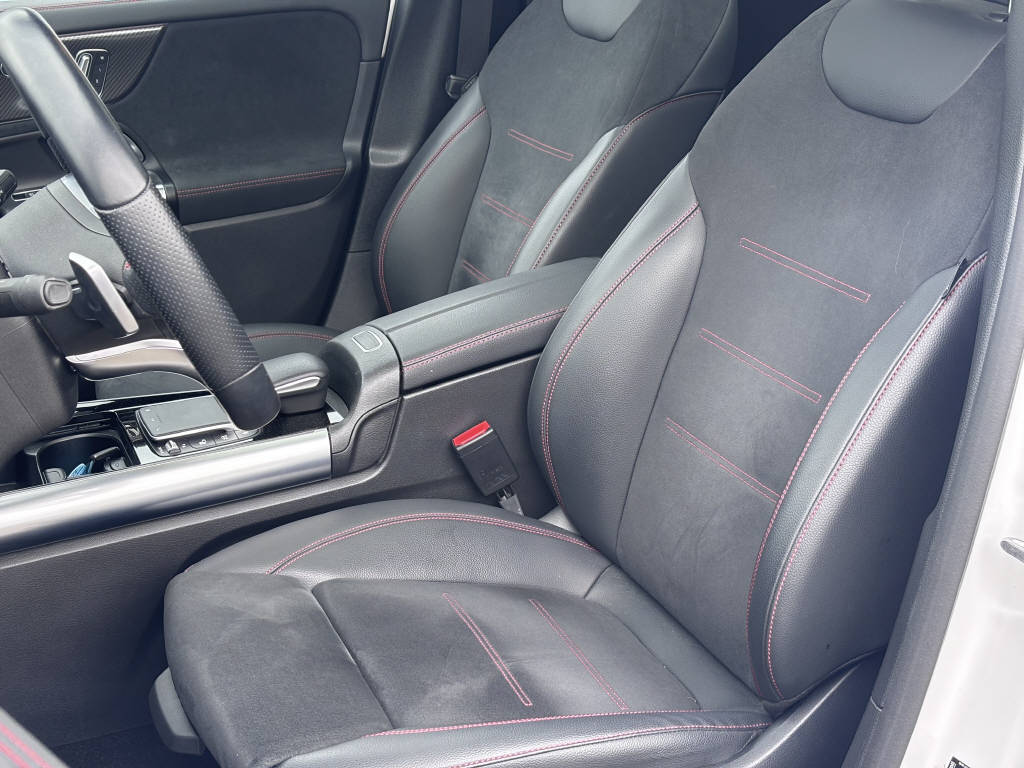 MERCEDES-BENZ GLA 250 e Style-image-9