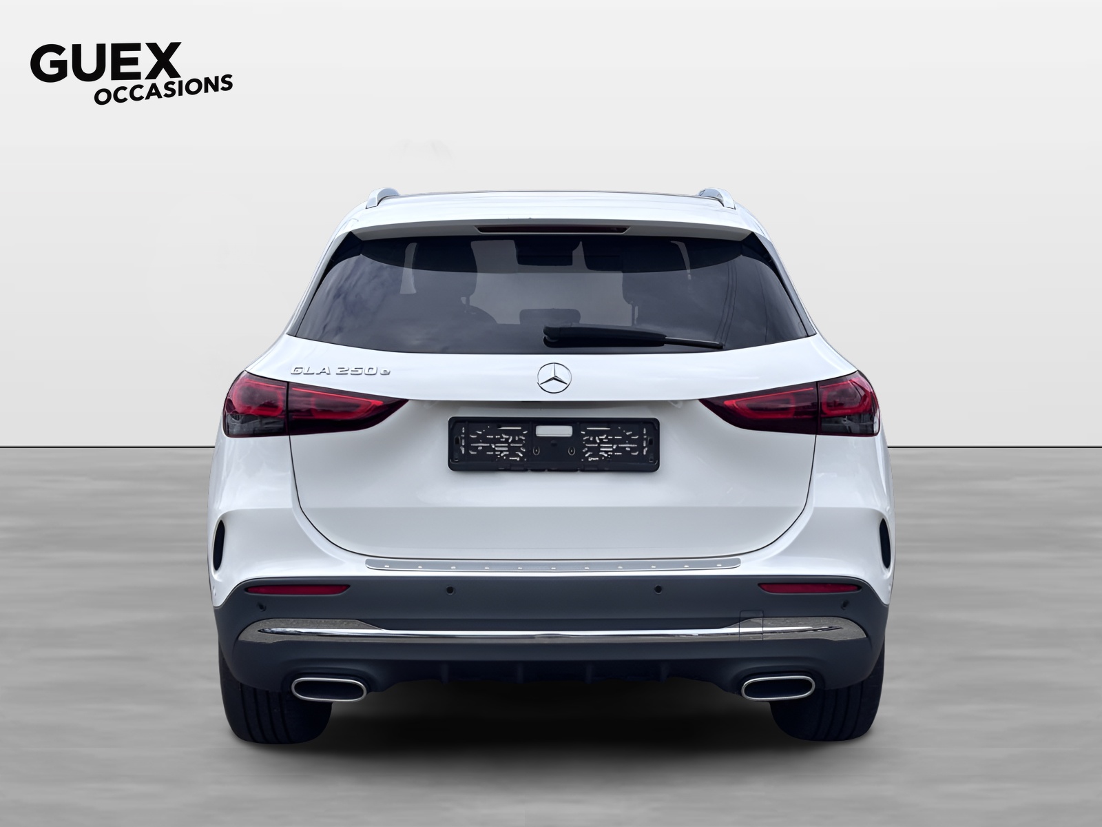 MERCEDES-BENZ GLA 250 e Style-image-3