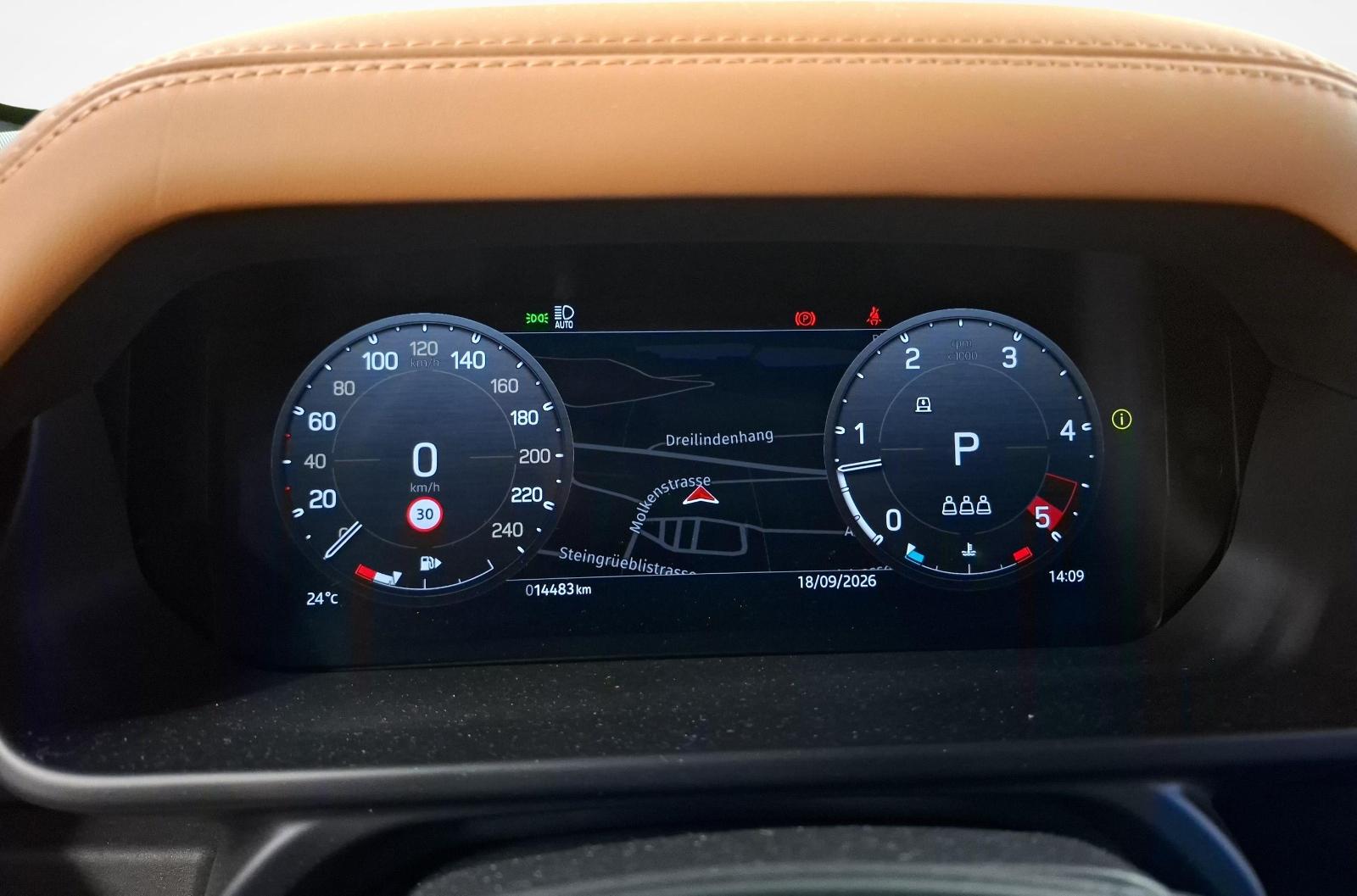 LAND ROVER Defender 110 3.0 D I6 300 X-image-12