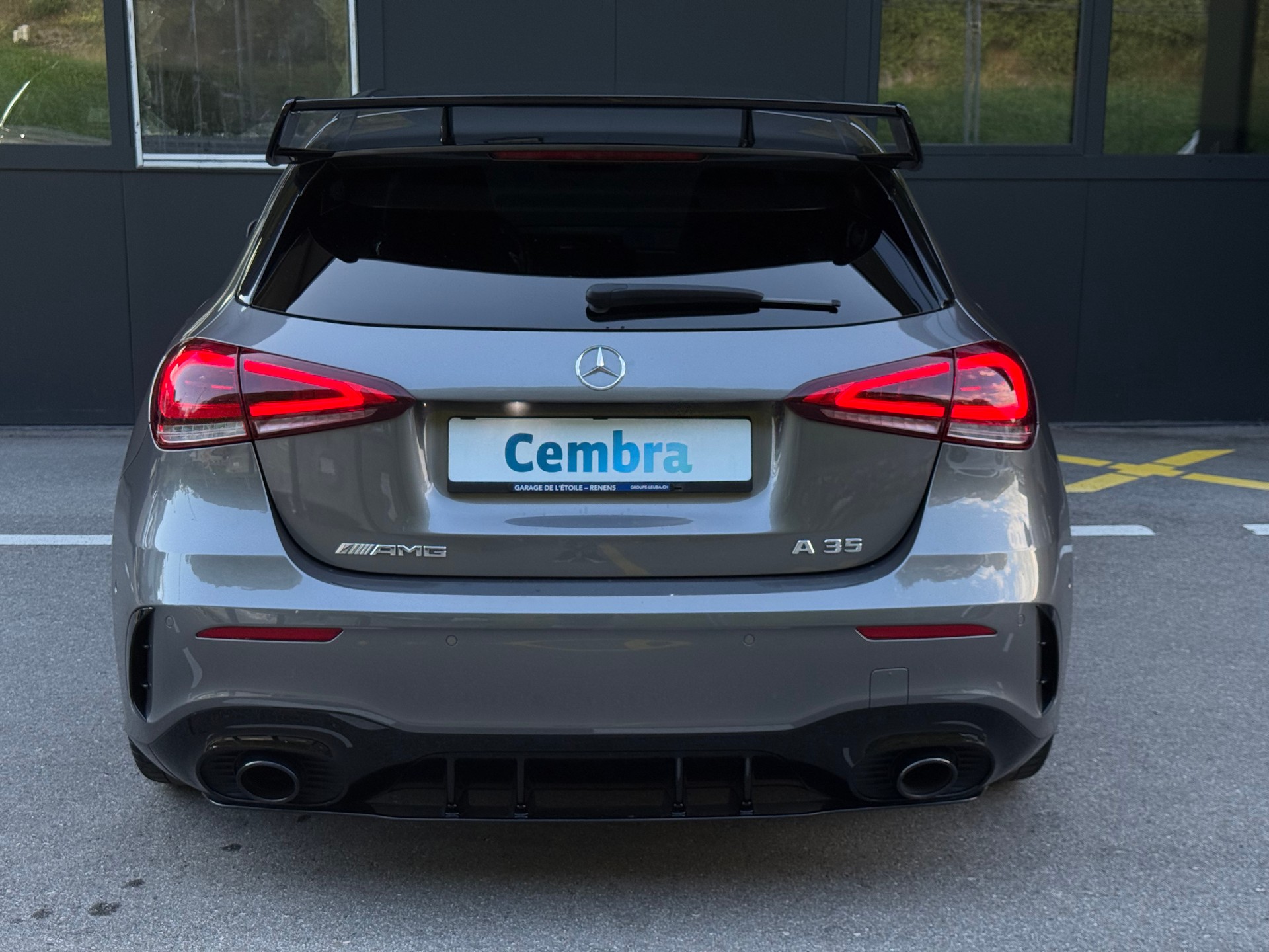 MERCEDES-BENZ A 35 AMG 4Matic Speedshift-image-5