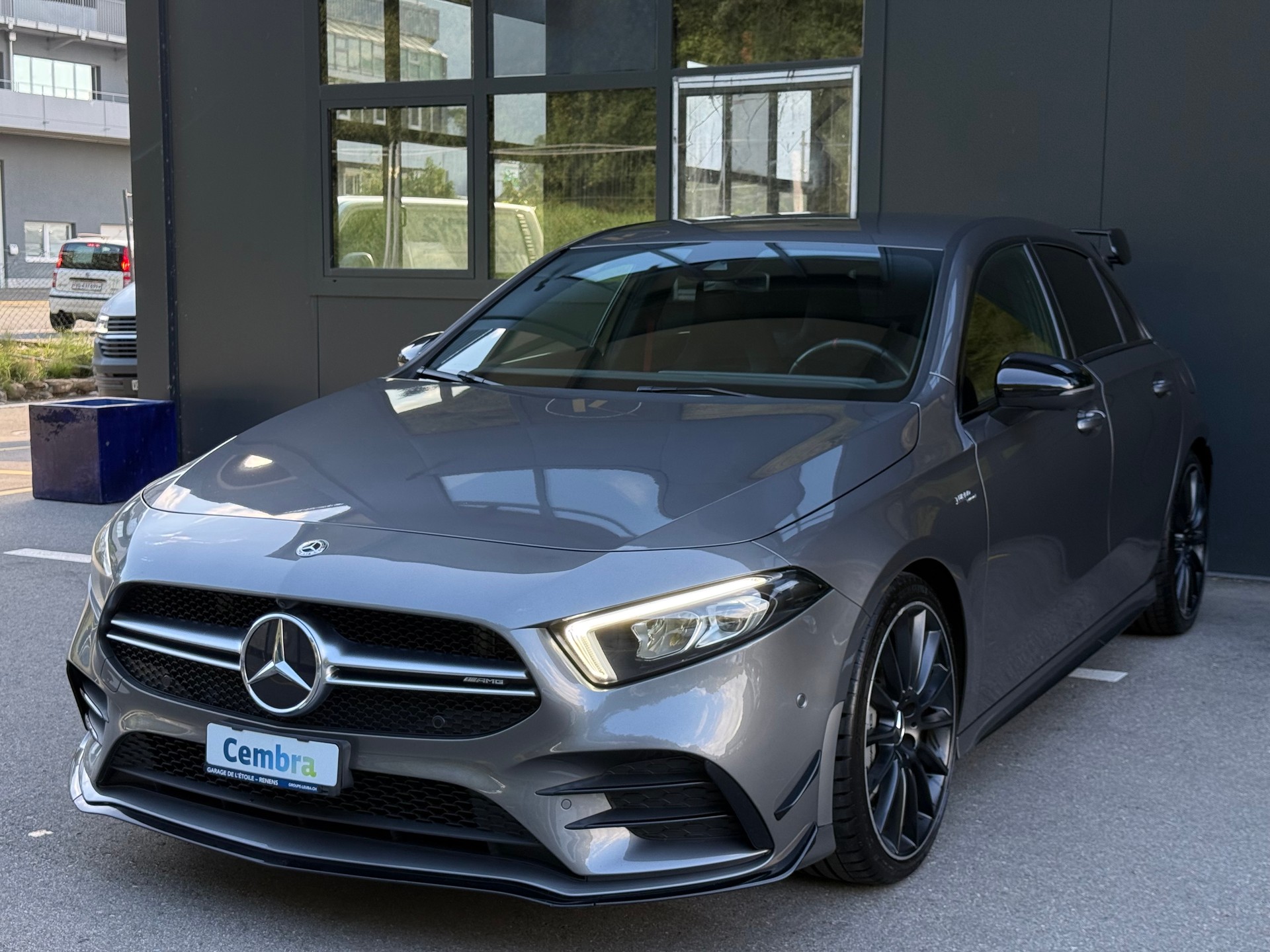 MERCEDES-BENZ A 35 AMG 4Matic Speedshift-image-1