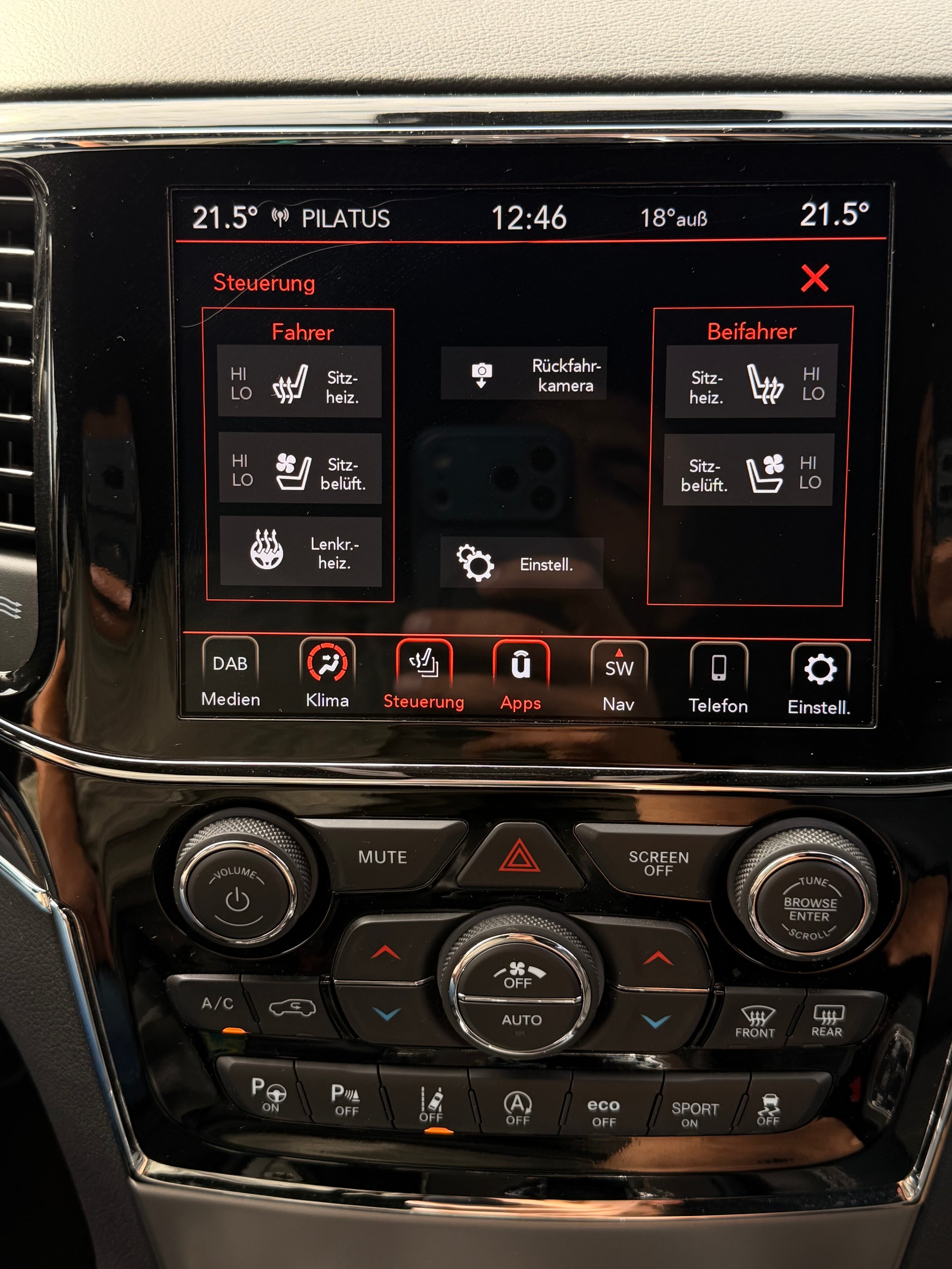 JEEP Grand Cherokee 3.0 CRD Overland Automatic-image-14