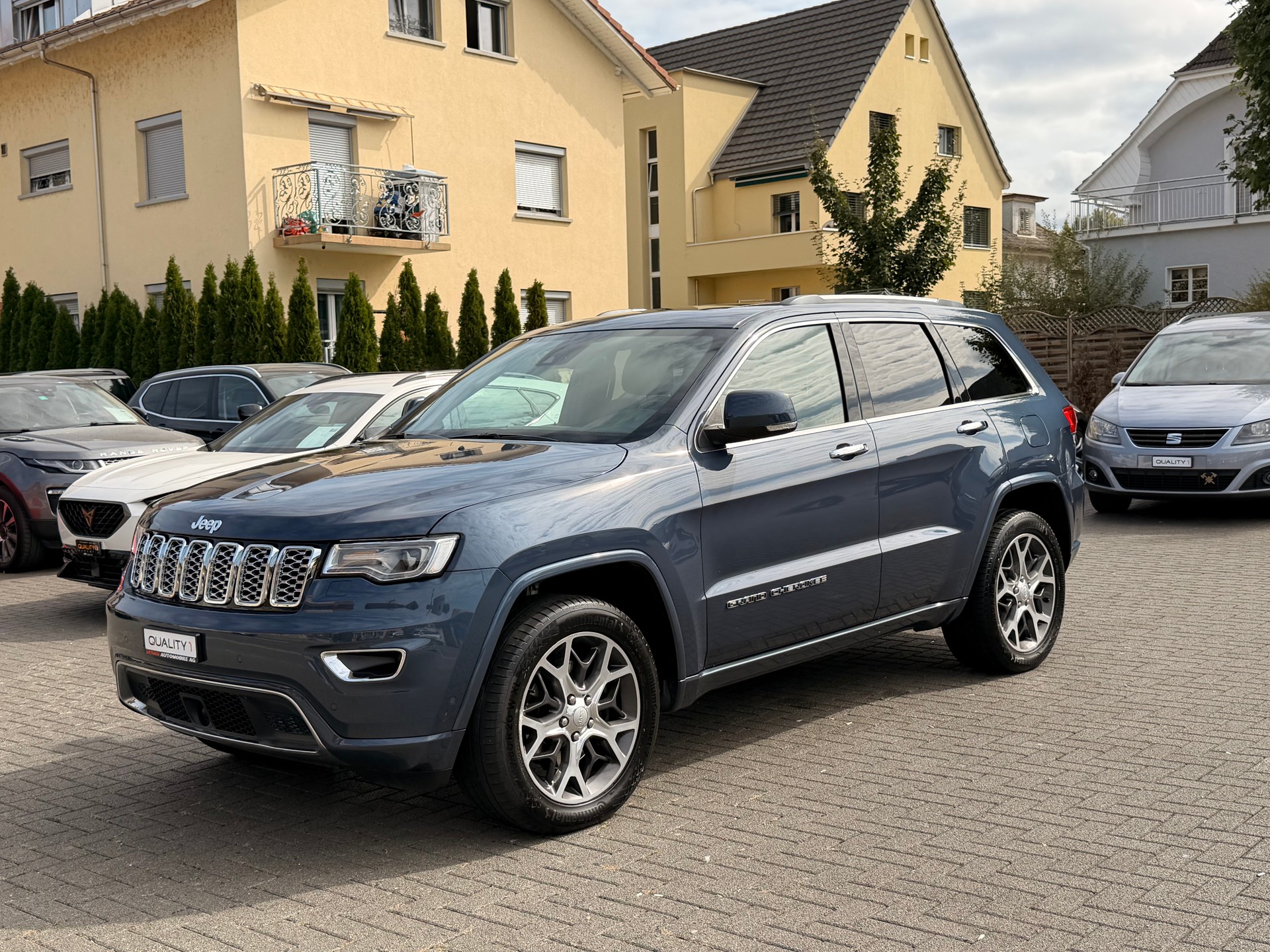 JEEP Grand Cherokee 3.0 CRD Overland Automatic-image-1
