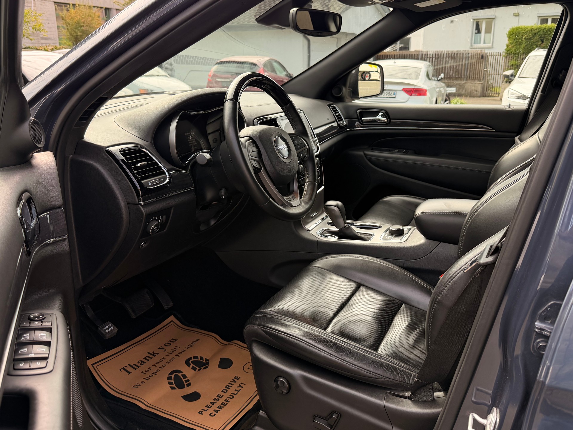 JEEP Grand Cherokee 3.0 CRD Overland Automatic-image-25