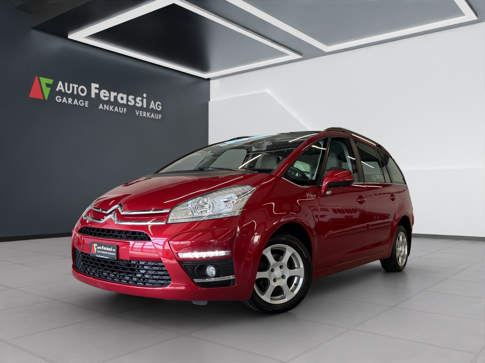 CITROEN Grand C4 Picasso 1.6 HDI 16V Séduction EGS6-image-0