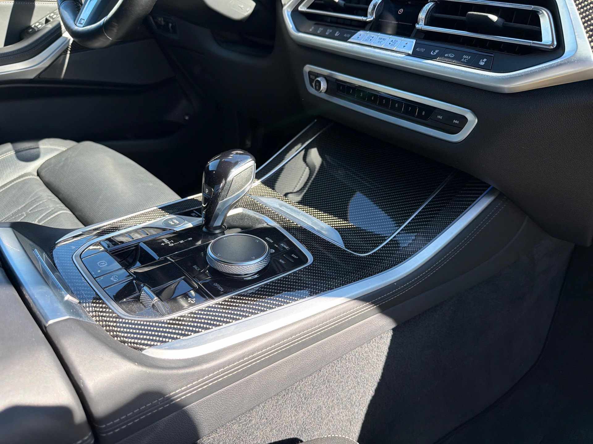 BMW X5 45e xDrive SAG-image-16