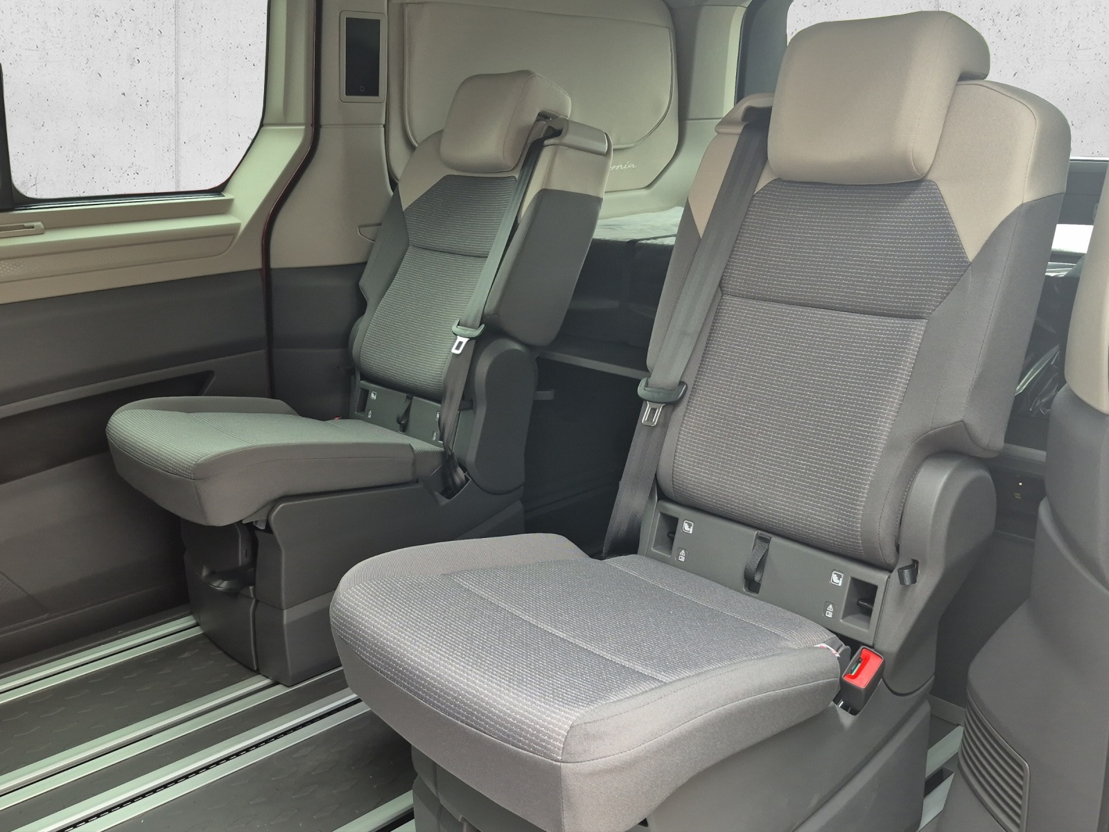 VW California eHybrid Beach Tour Liberty 4Motion-image-12