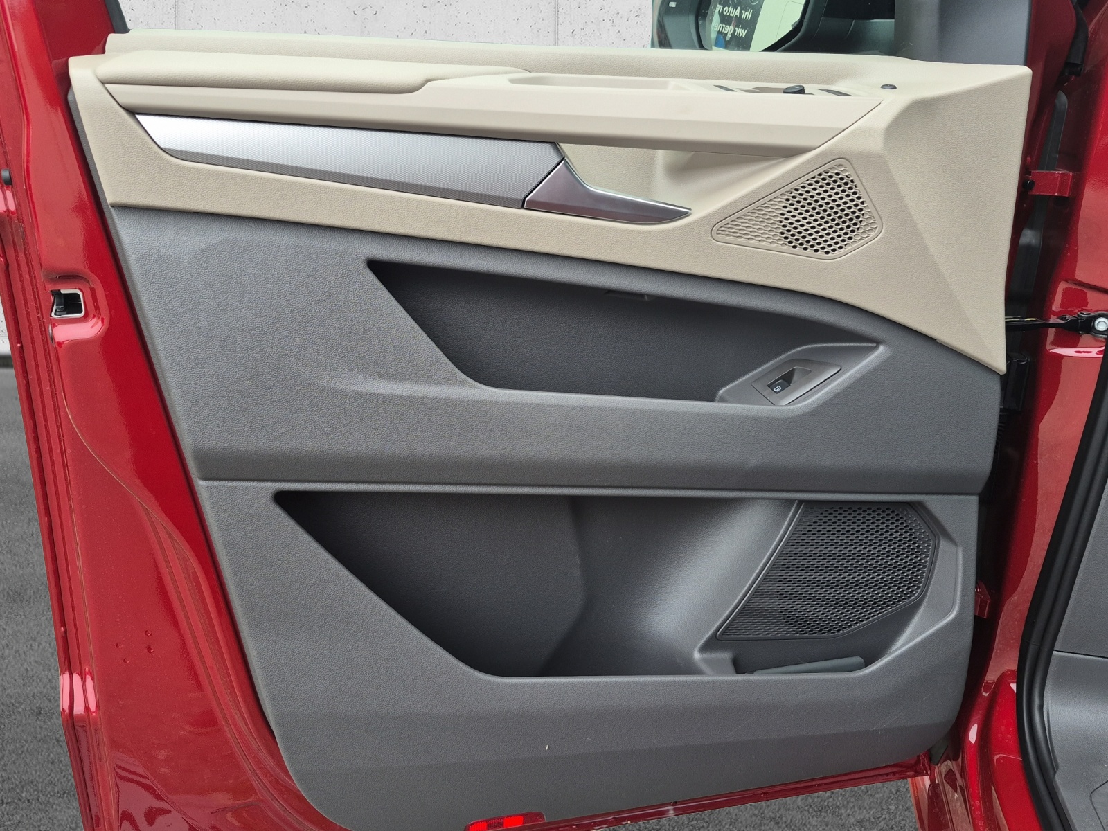 VW California eHybrid Beach Tour Liberty 4Motion-image-11