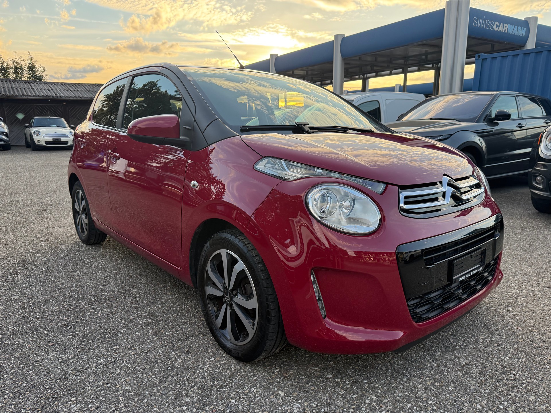 CITROEN C1 1.2 VTi Shine Airscape-image-2