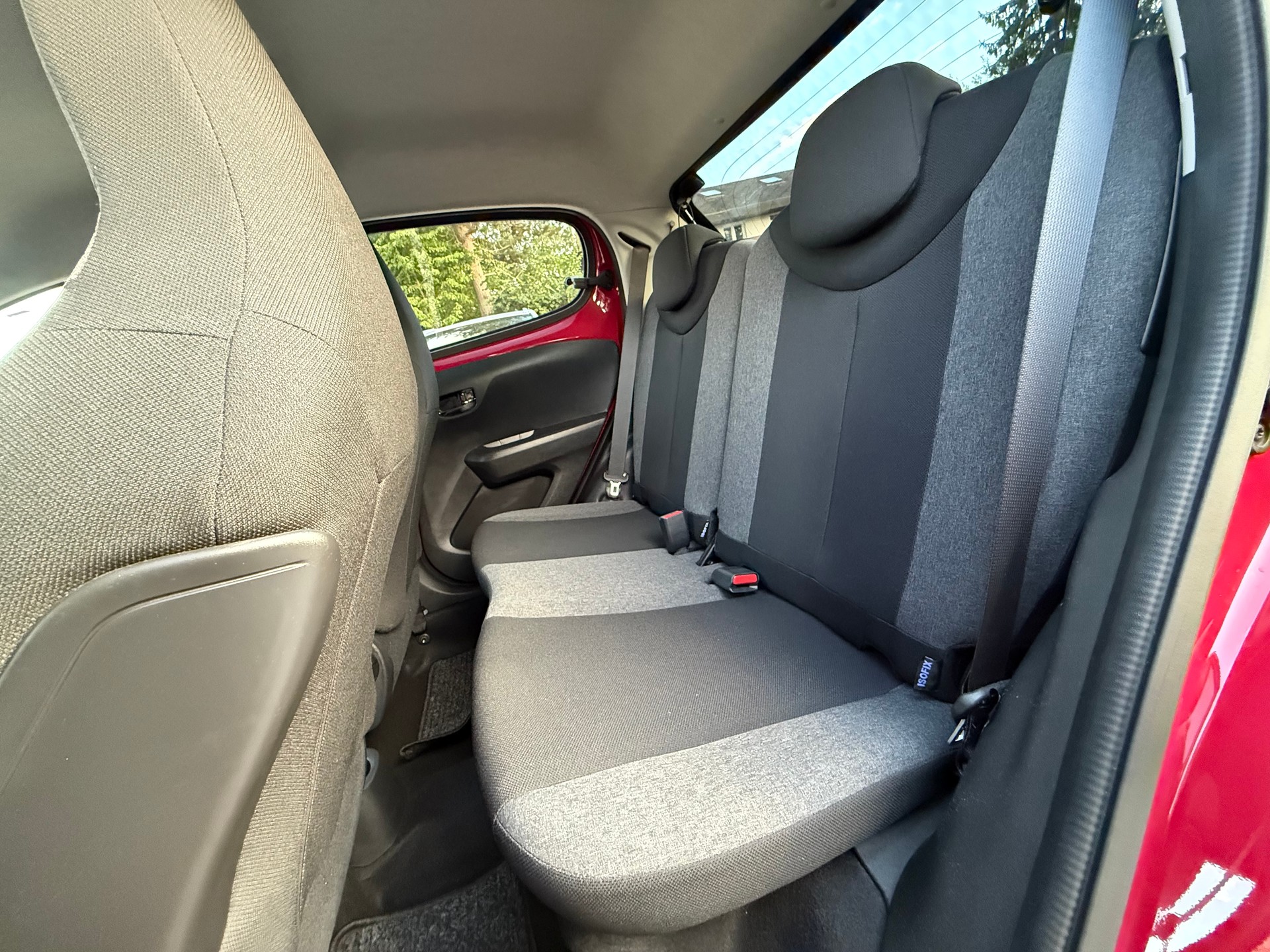 CITROEN C1 1.2 VTi Shine Airscape-image-10