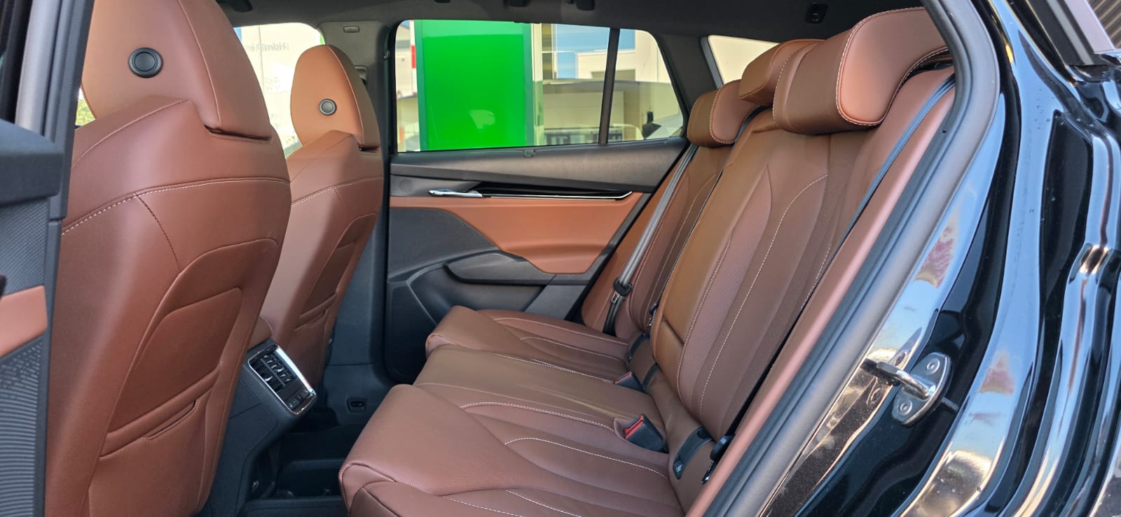 SKODA Enyaq iV 80x Founders Edition-image-11