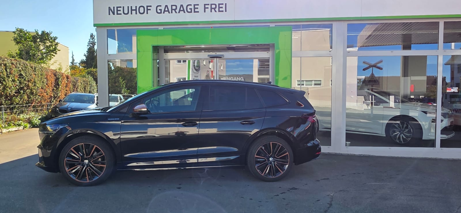 SKODA Enyaq iV 80x Founders Edition-image-1