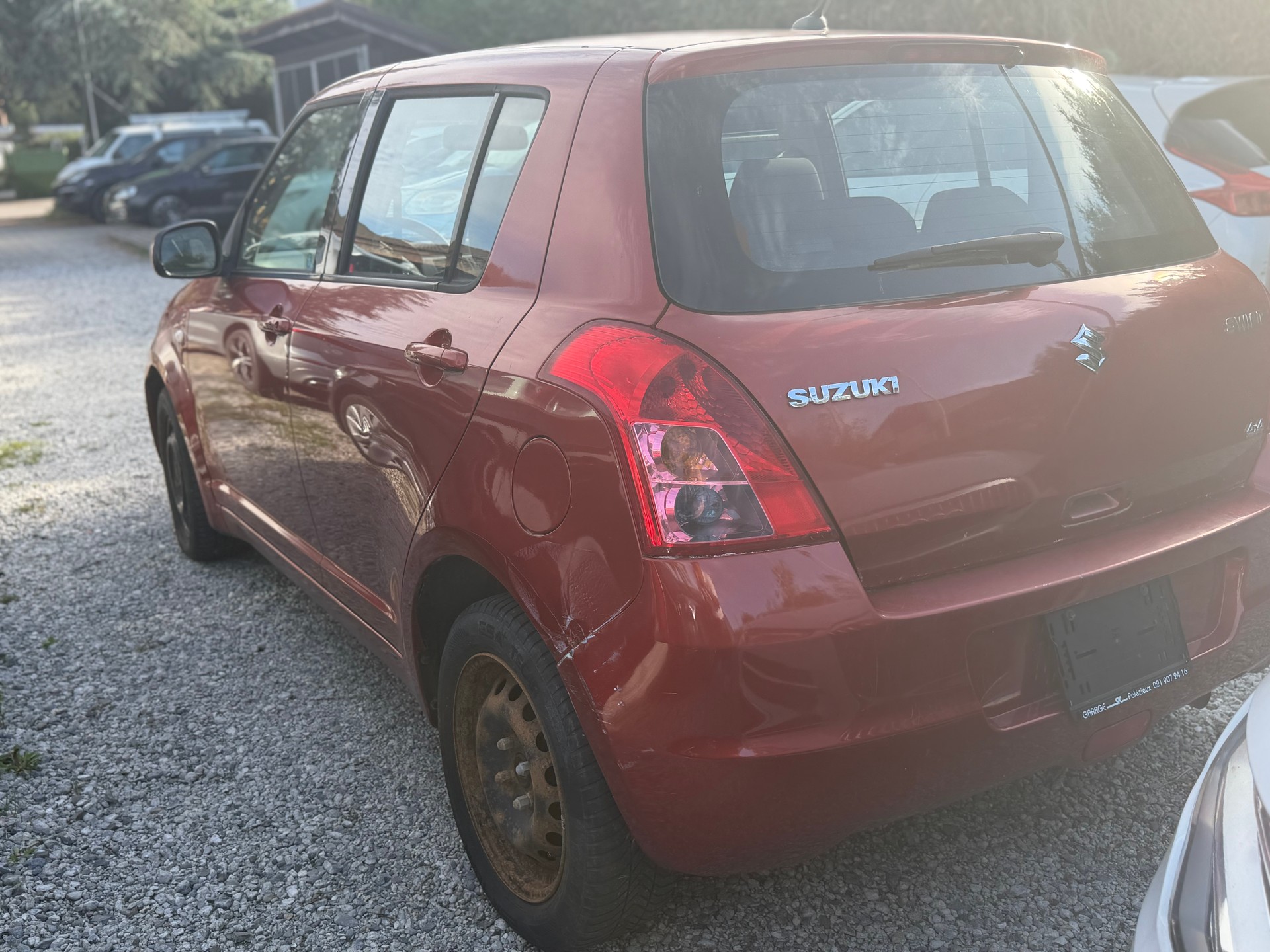SUZUKI Swift 1.3i 16V GL Top 4x4-image-4