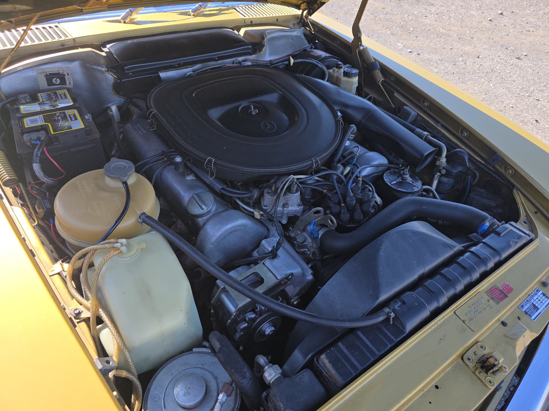 MERCEDES-BENZ SLC 350-image-9