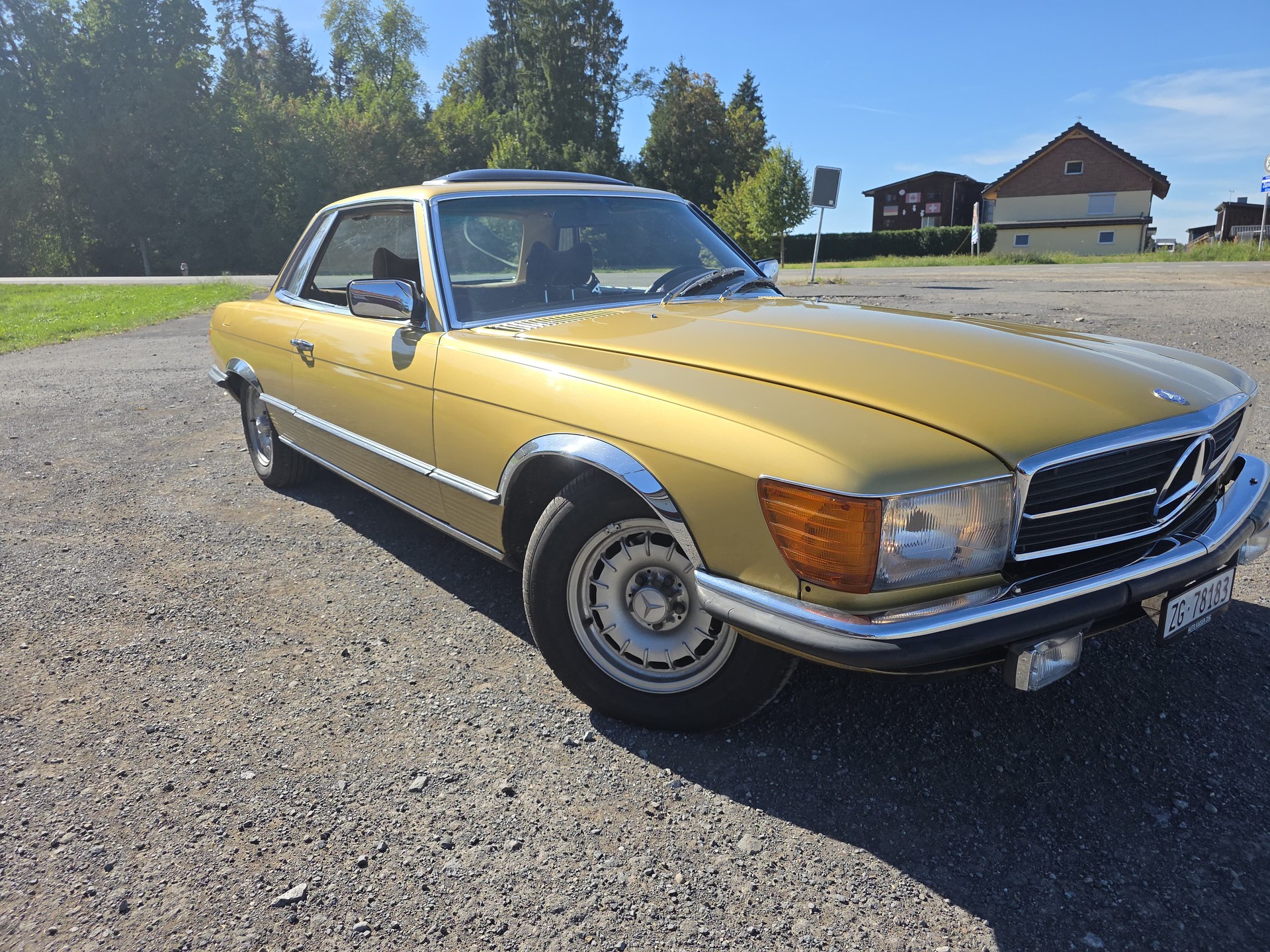 MERCEDES-BENZ SLC 350-image-2