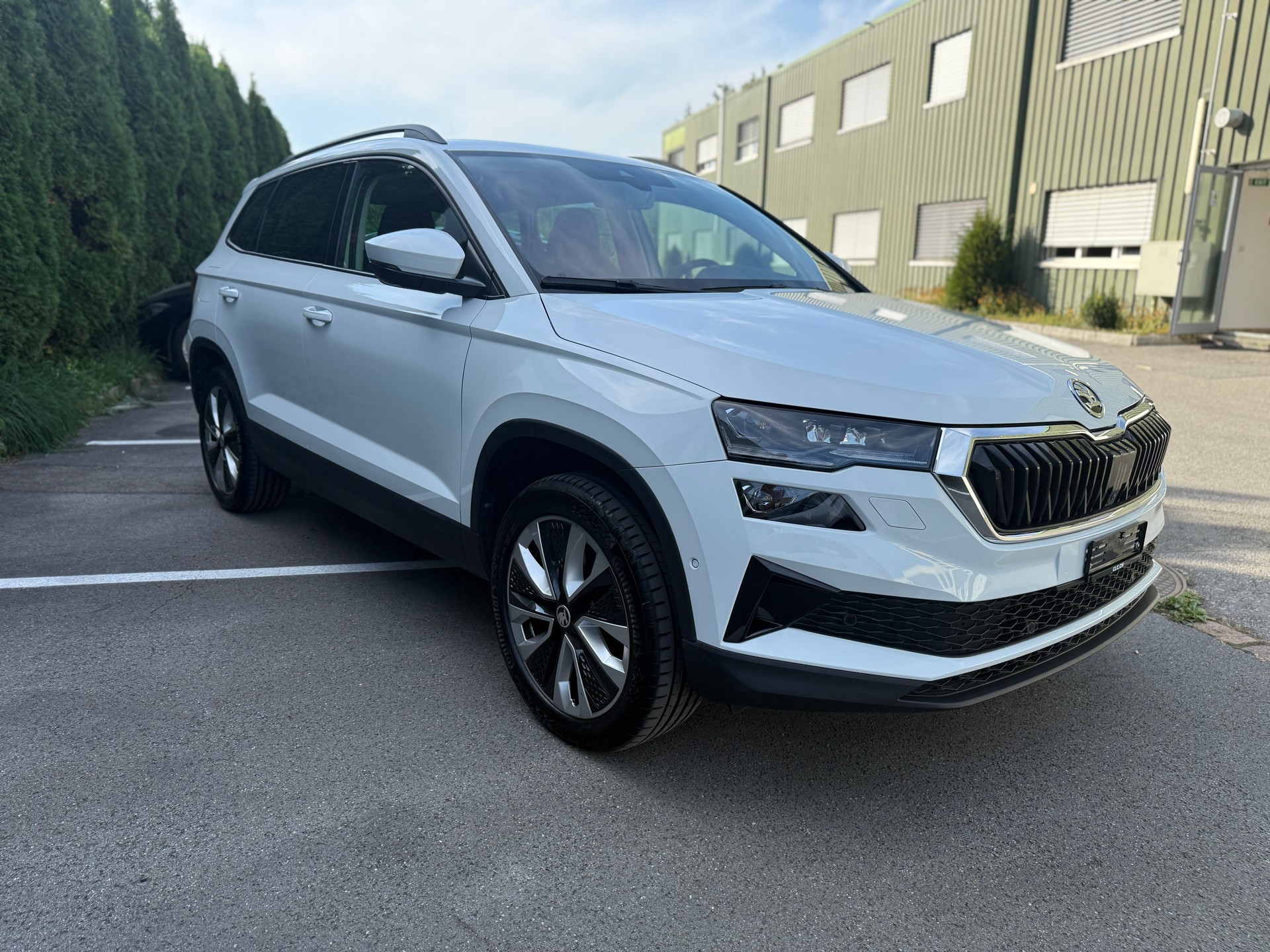 SKODA Karoq 2.0 TDI CR Style 4x4 DSG-image-6
