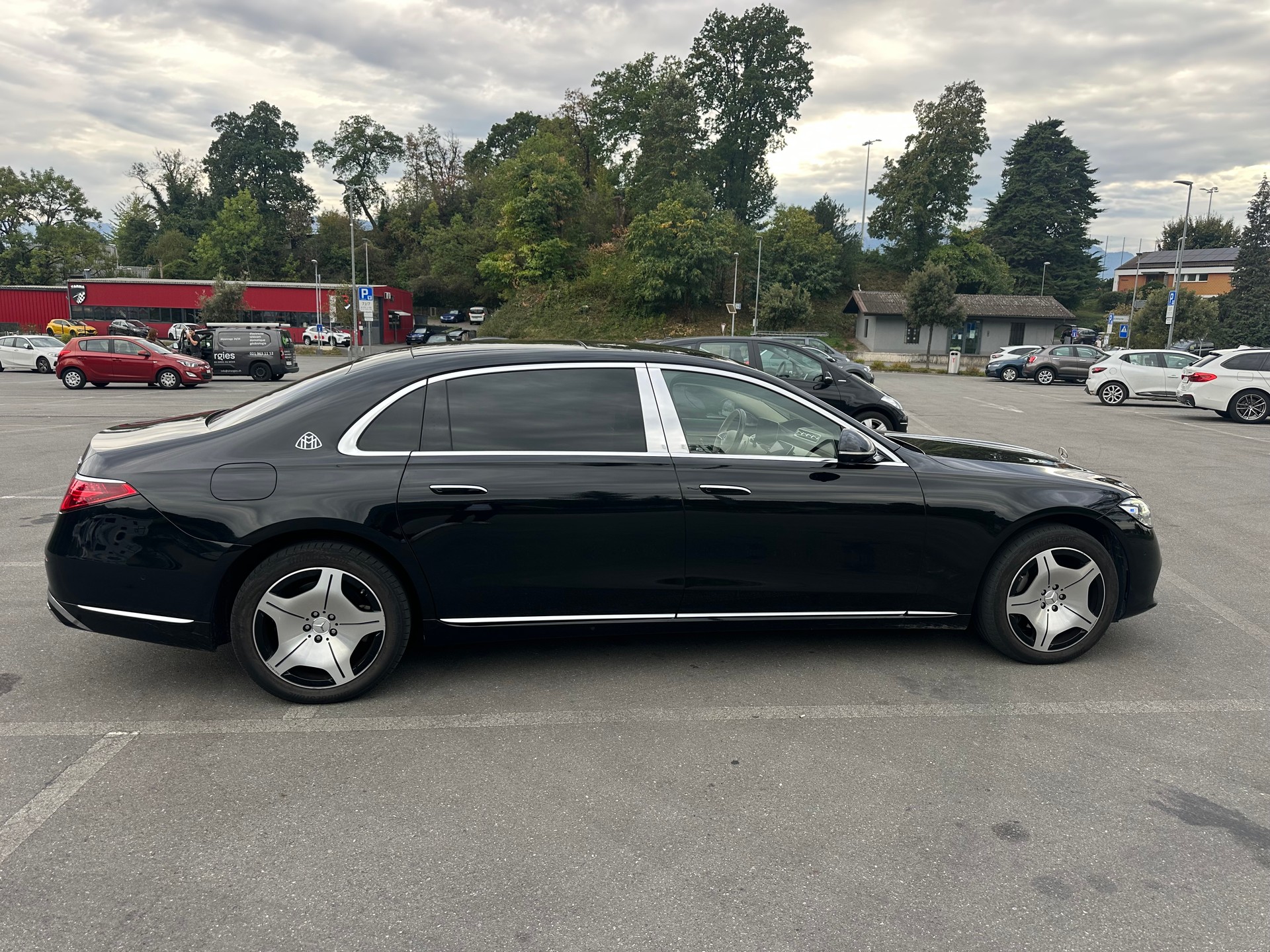 MERCEDES-BENZ Maybach Z223-image-2
