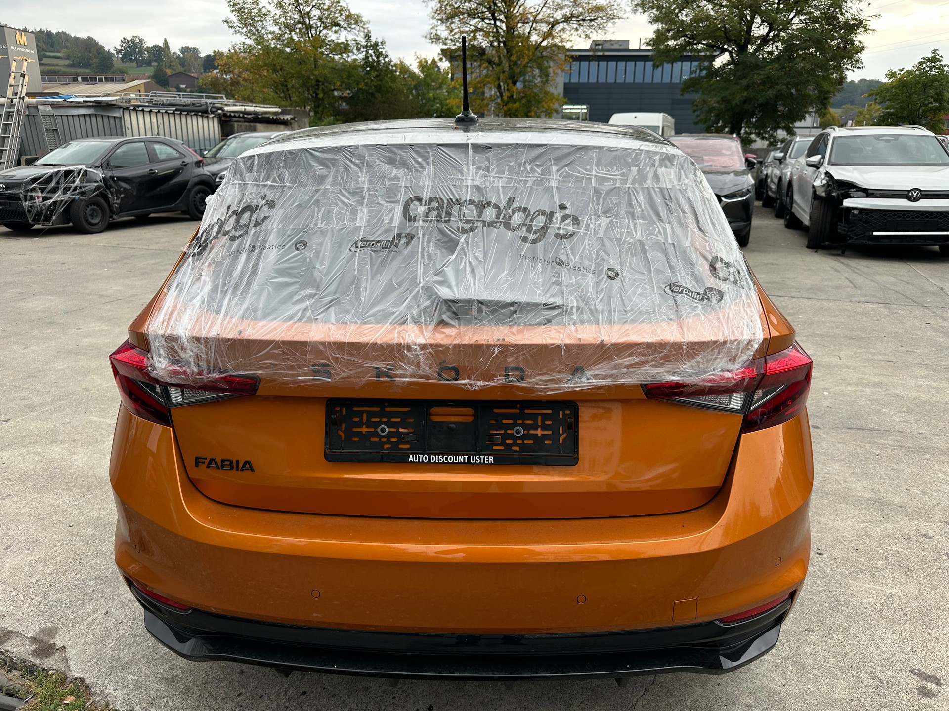 SKODA Fabia 1.5 TSI Monte Carlo DSG-image-2