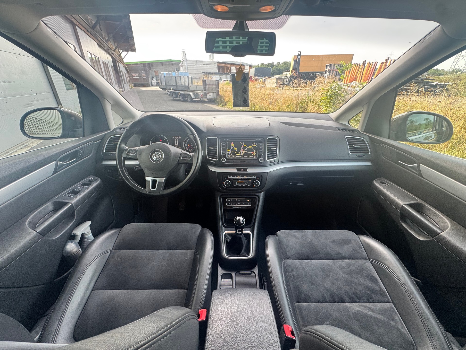 VW Sharan 2.0 TDI BMT Comfortline 4Motion-image-10