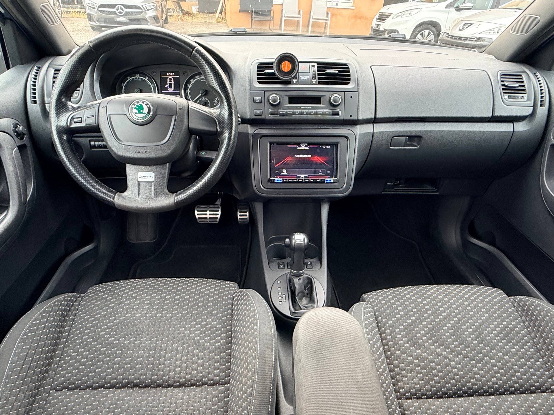 SKODA Fabia 1.4 TSI RS DSG-image-22