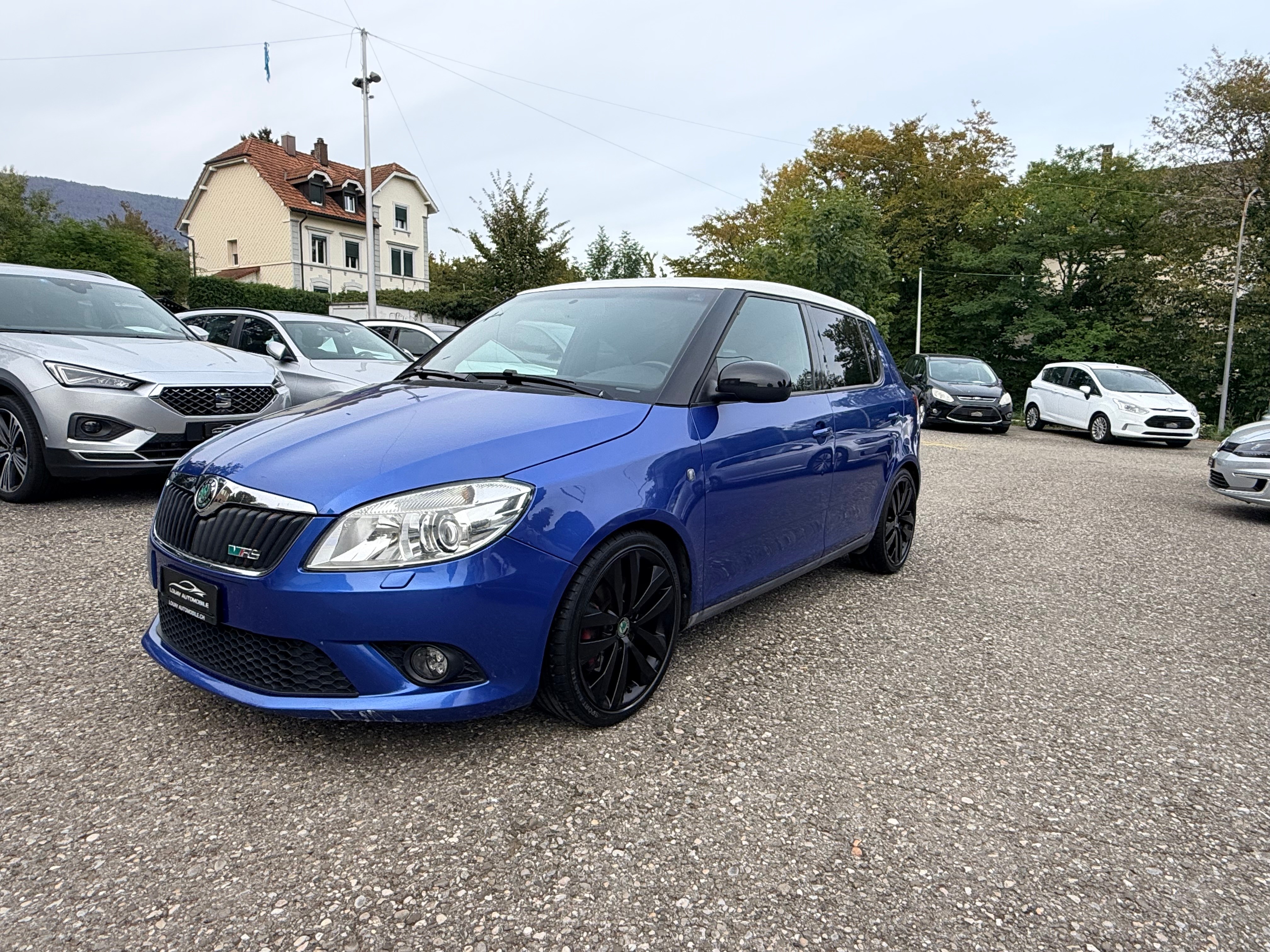 Car photo