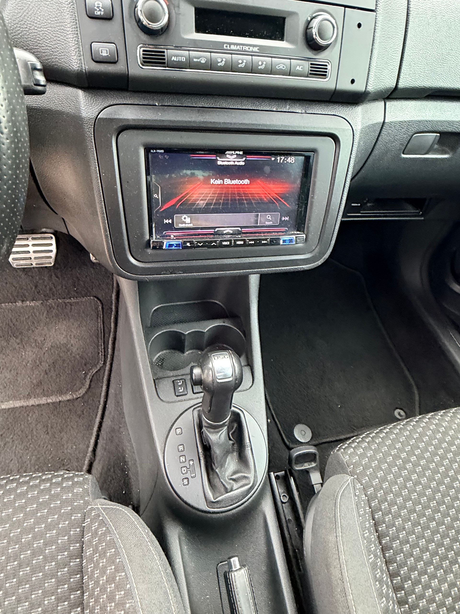 SKODA Fabia 1.4 TSI RS DSG-image-17