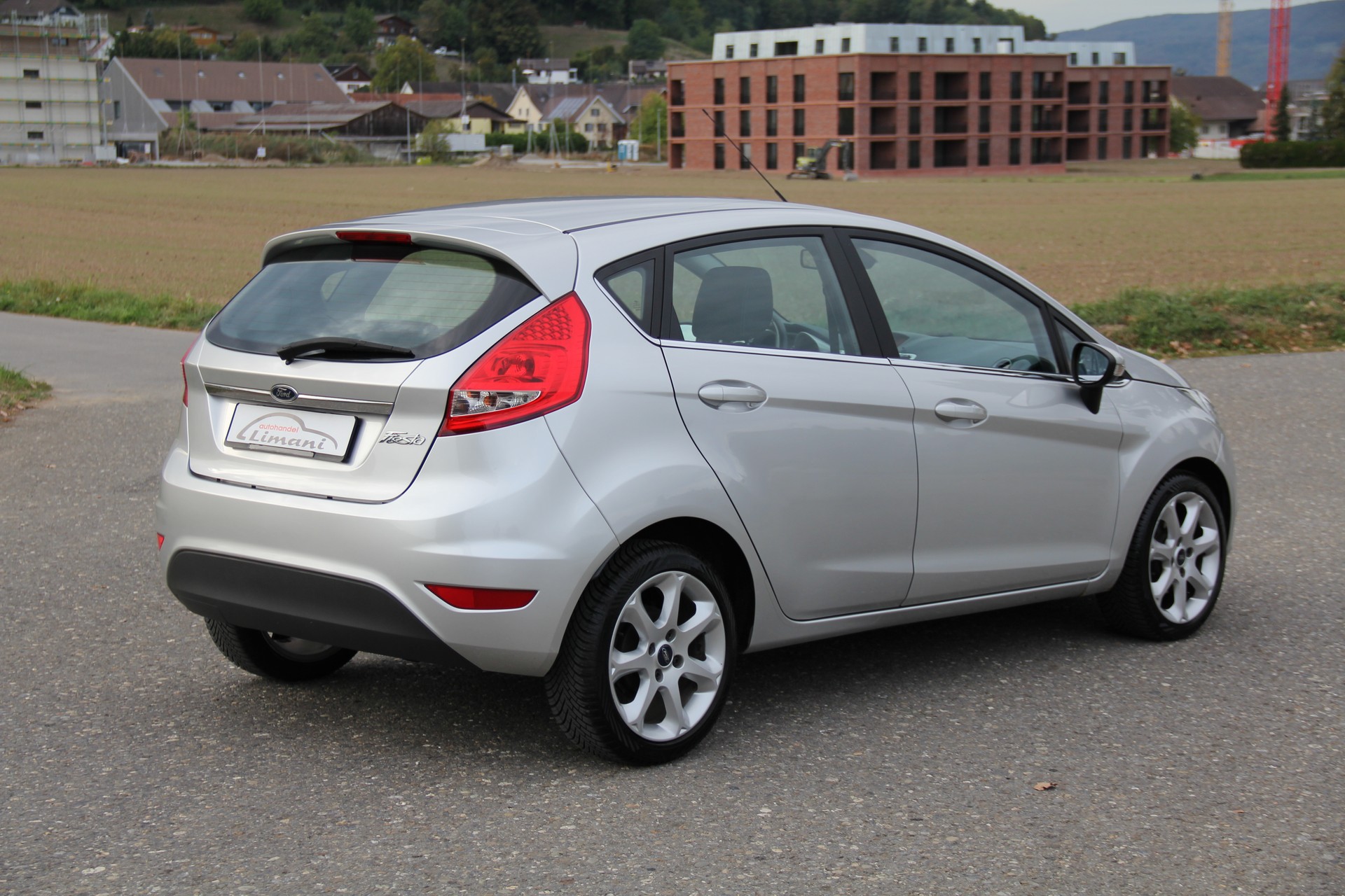 FORD Fiesta 1.6 16V Titanium-image-5