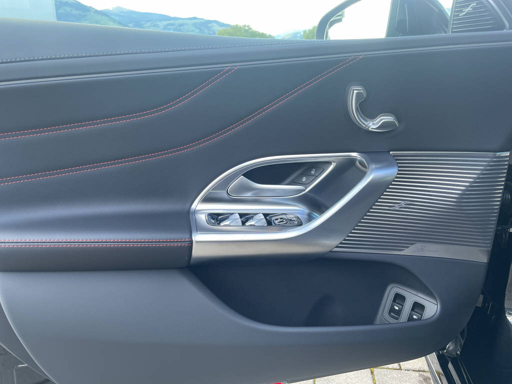 MERCEDES-BENZ C 400 4MATIC elektrisch-image-11
