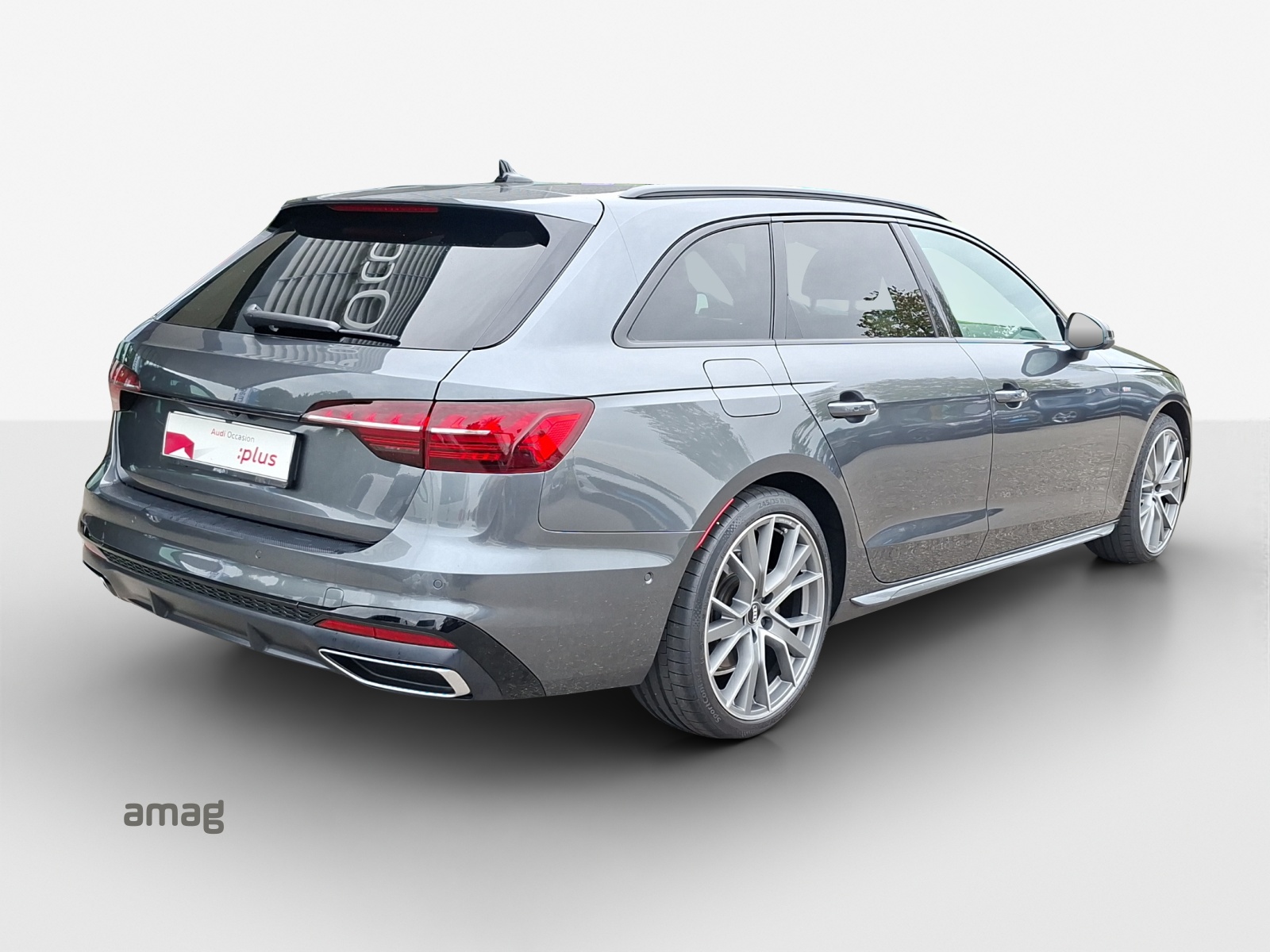 AUDI A4 Avant 40 TDI S line Attraction quattro S-tronic-image-4