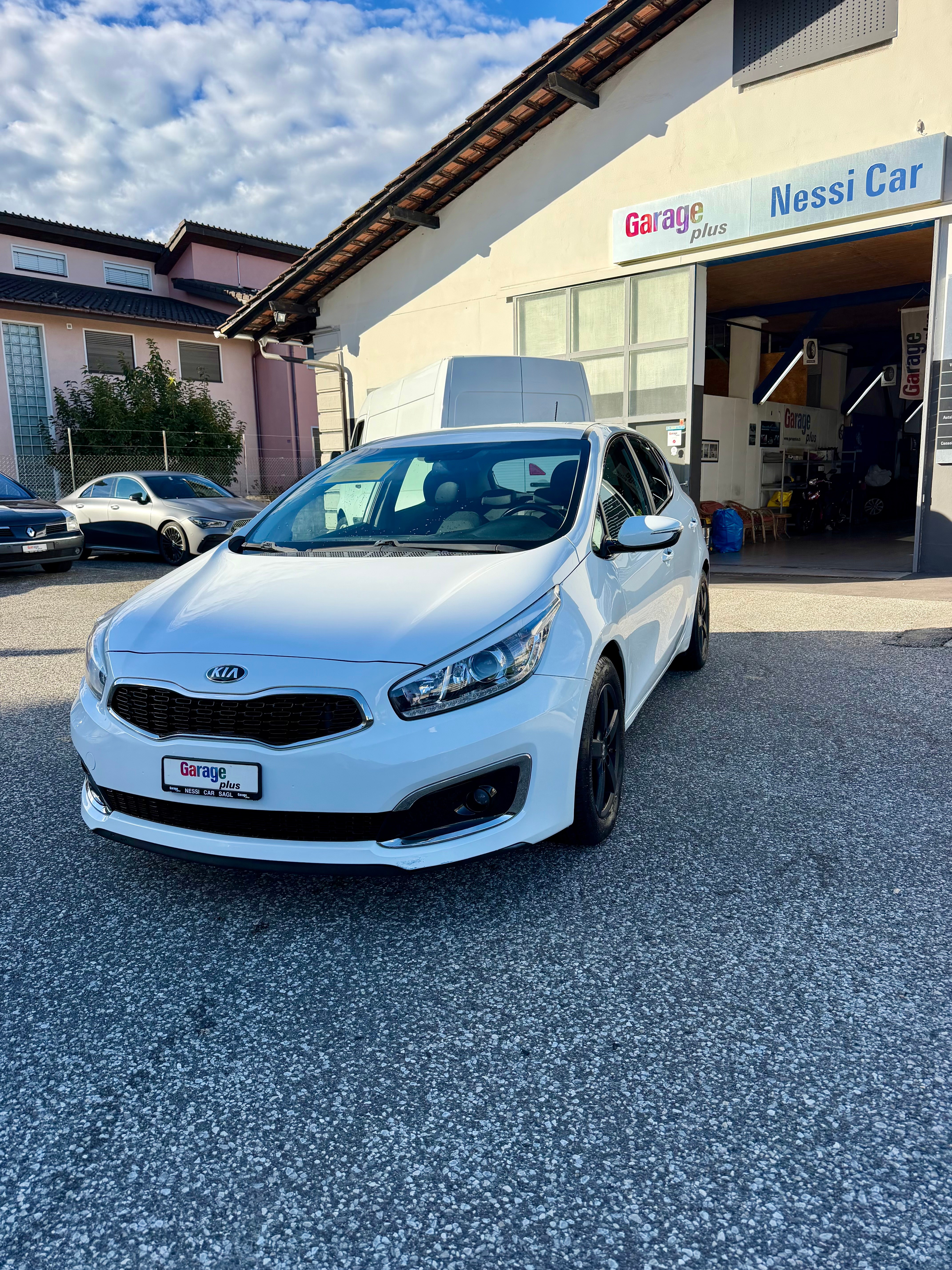 Car photo