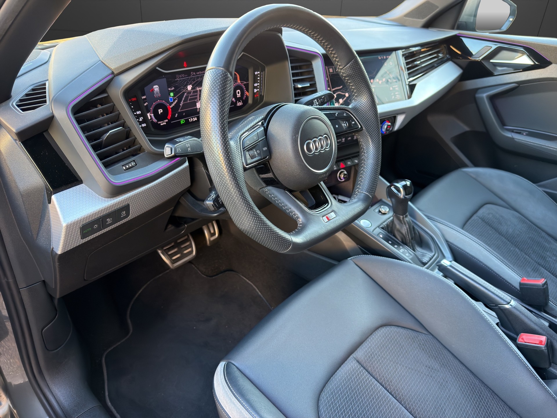 AUDI A1 Sportback 30 TFSI S Line S-tronic Frisch MFK-image-10
