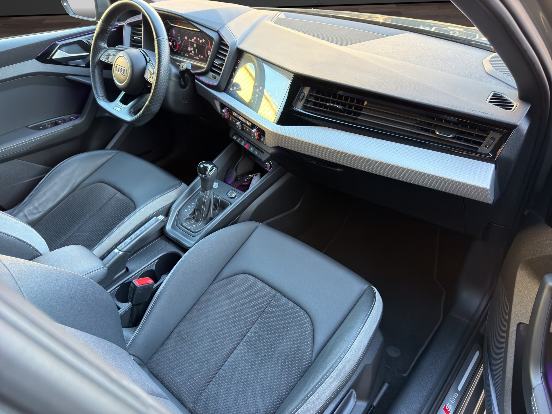 AUDI A1 Sportback 30 TFSI S Line S-tronic Frisch MFK-image-17