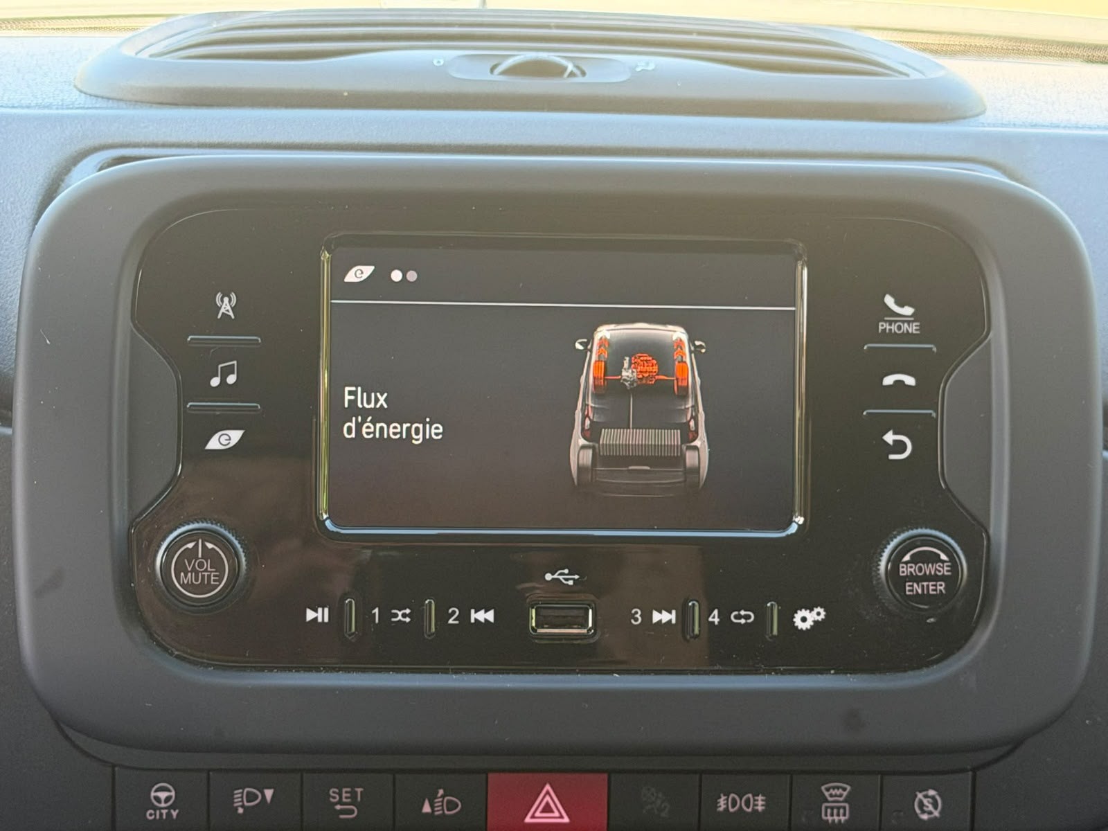 FIAT Panda 1.0 MHEV City Life-image-19