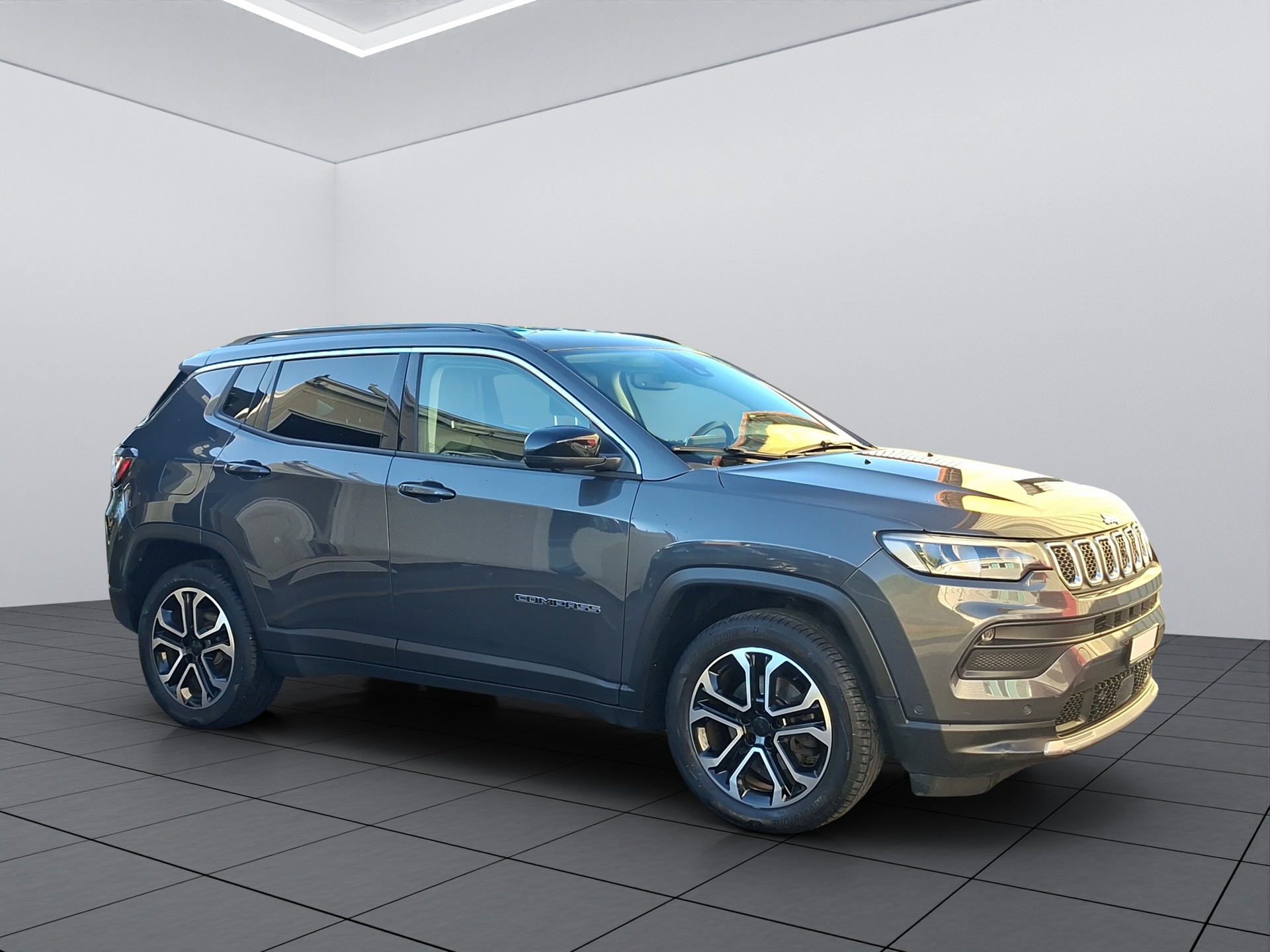 JEEP Compass 4x2 1.5 T MHEV Swiss Limited Plus Sky-image-7
