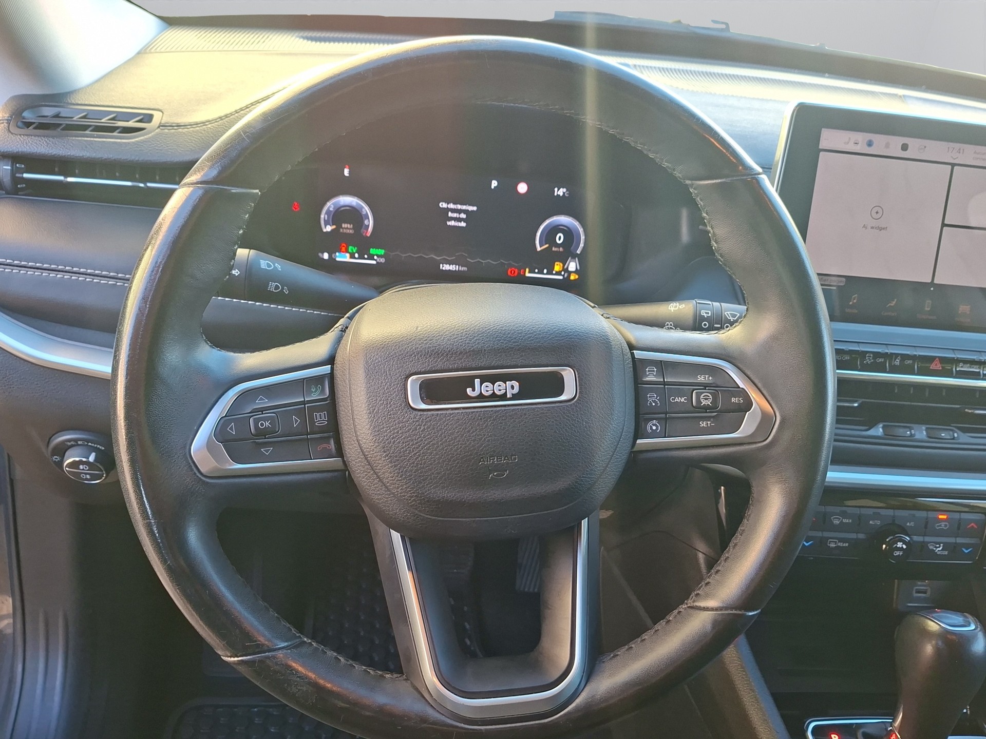 JEEP Compass 4x2 1.5 T MHEV Swiss Limited Plus Sky-image-9