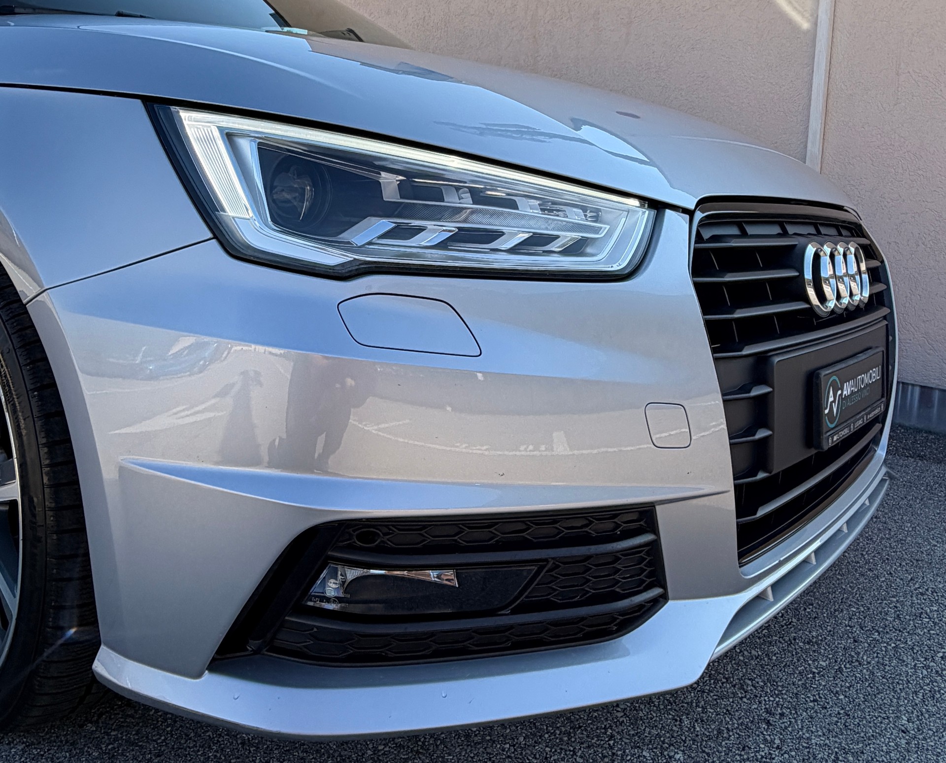 AUDI A1 Sportback 1.0 TFSI Sport S-tronic-image-8