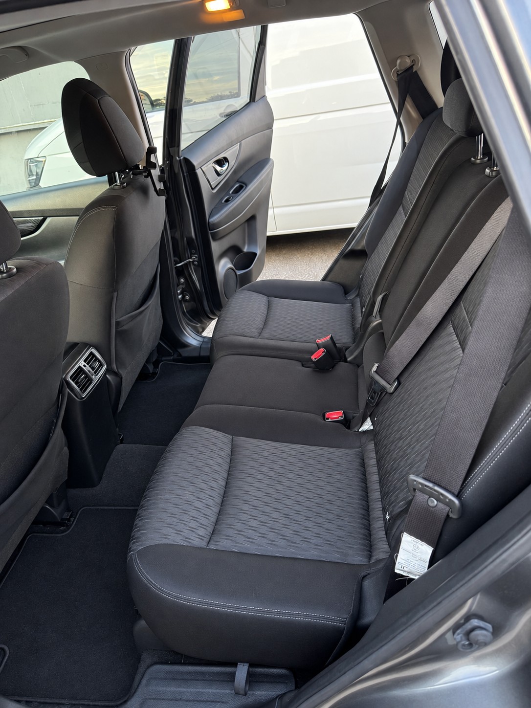 NISSAN 2.0 dCi Acenta 4x4-image-8