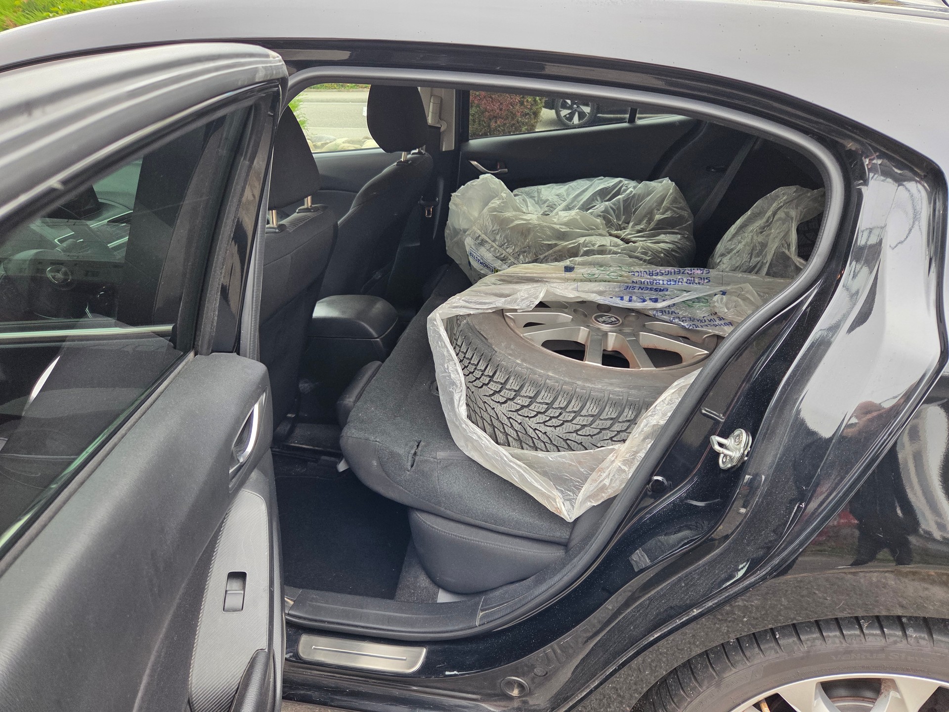 MAZDA 3 2.2 16V CD Ambition Plus-image-11
