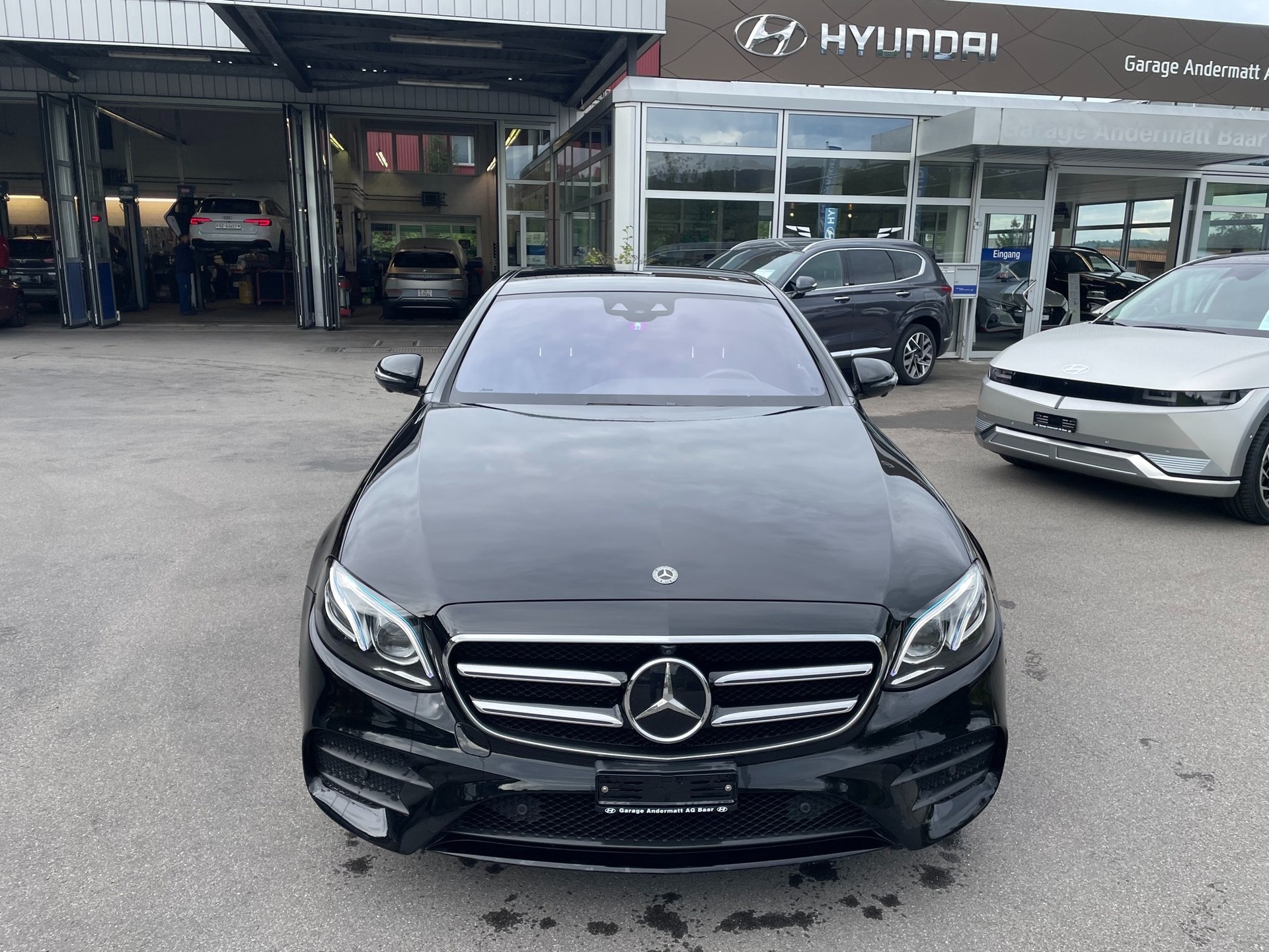 MERCEDES-BENZ E 350 d AMG Line 9G-Tronic-image-1