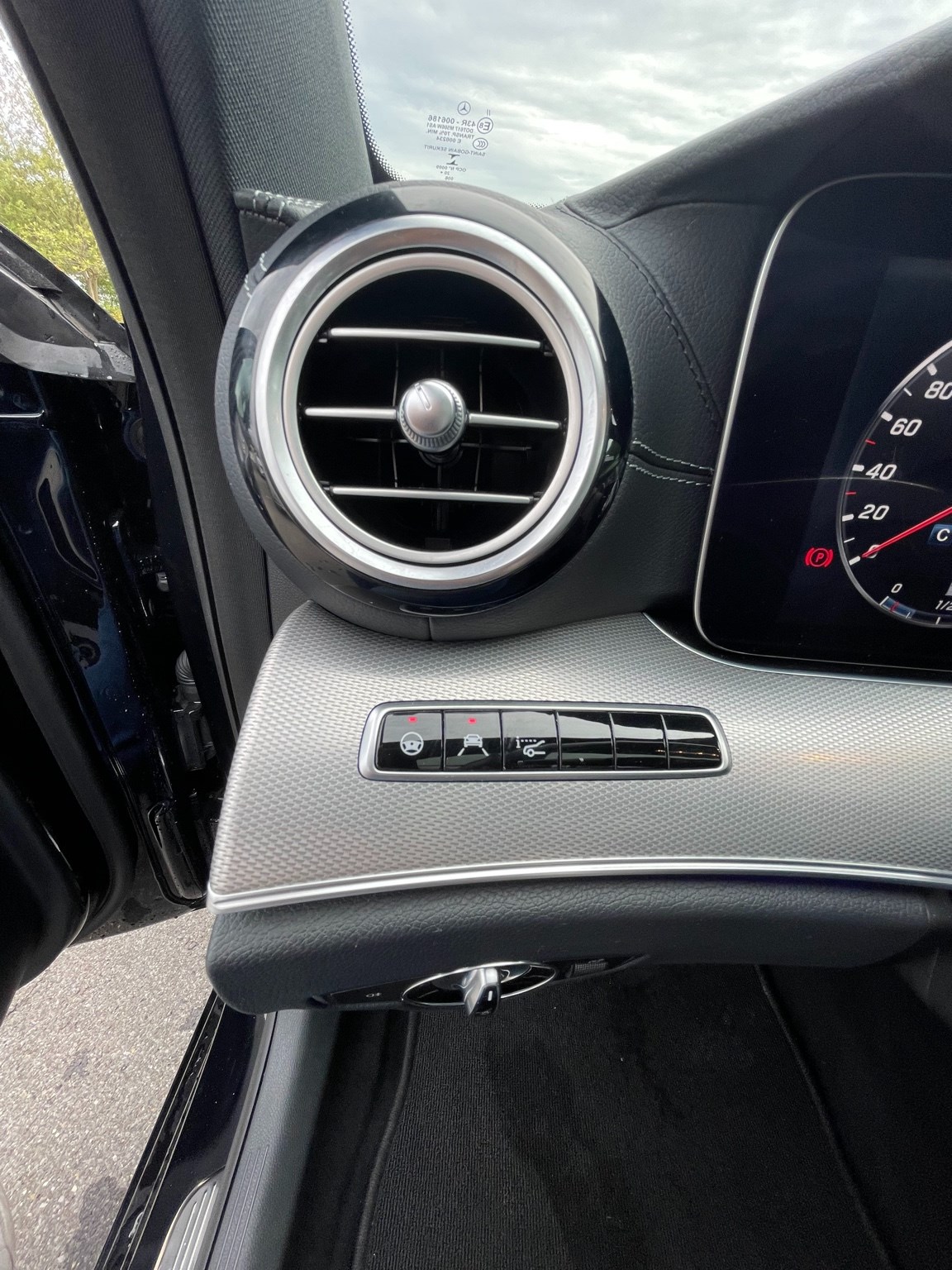 MERCEDES-BENZ E 350 d AMG Line 9G-Tronic-image-4