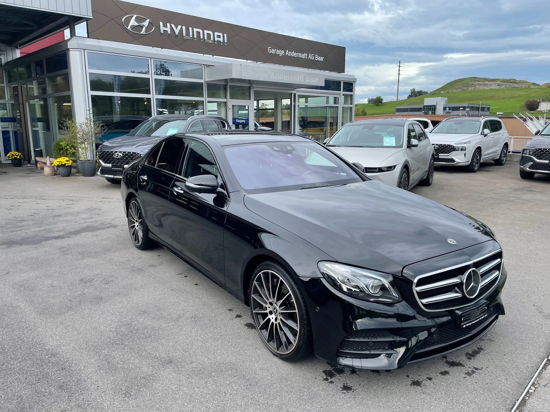 MERCEDES-BENZ E 350 d AMG Line 9G-Tronic-image-0