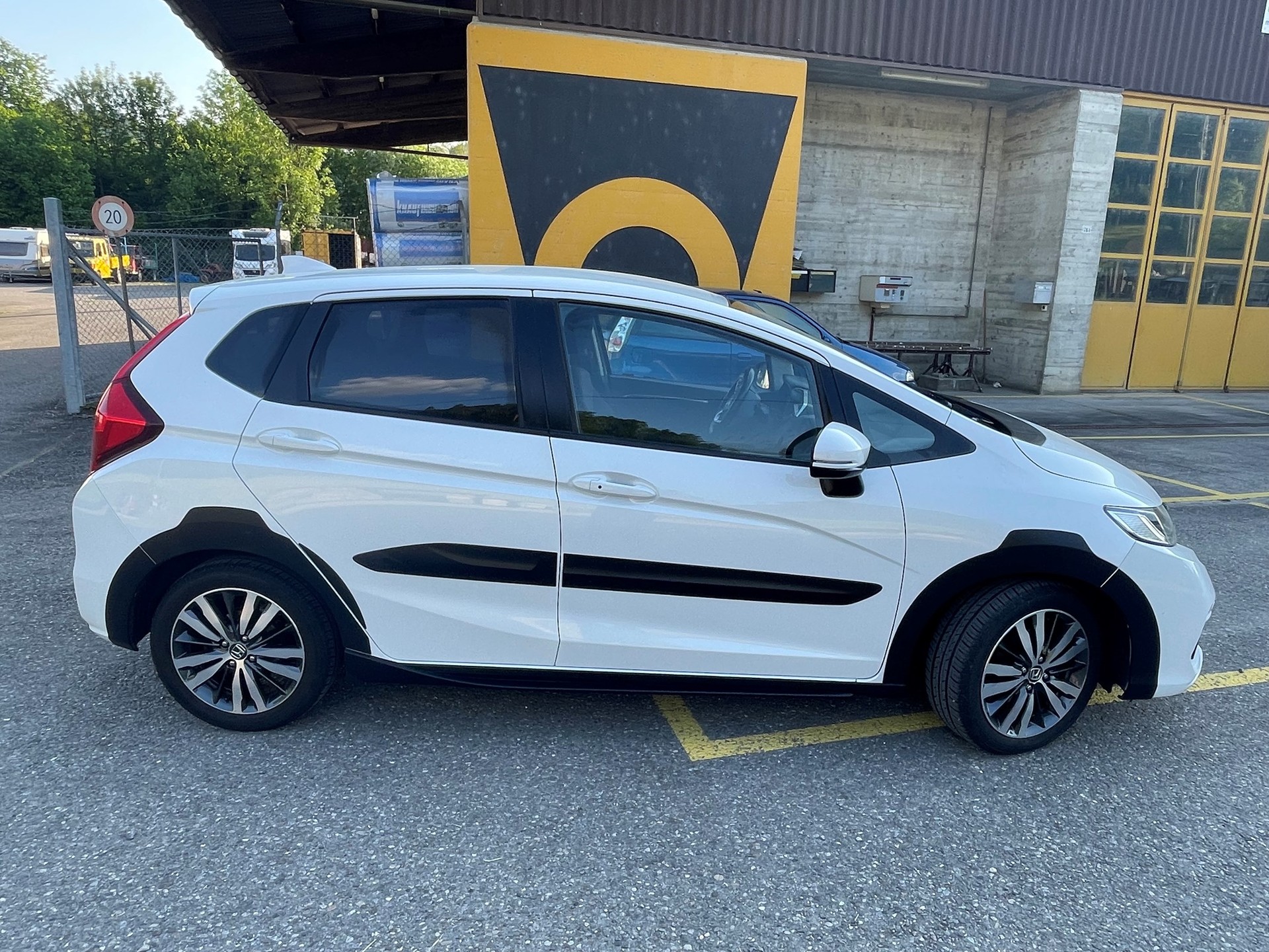 HONDA Jazz 1.3i-VTEC Comfort-image-4