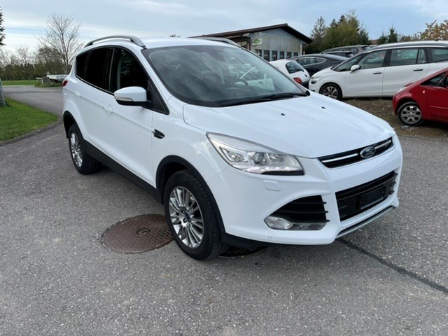 FORD Kuga 2.0 TDCi Titanium 4WD PowerShift-image-2