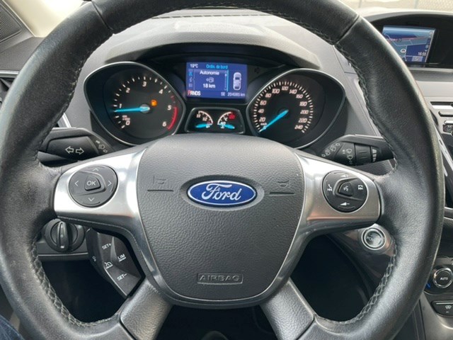 FORD Kuga 2.0 TDCi Titanium 4WD PowerShift-image-11