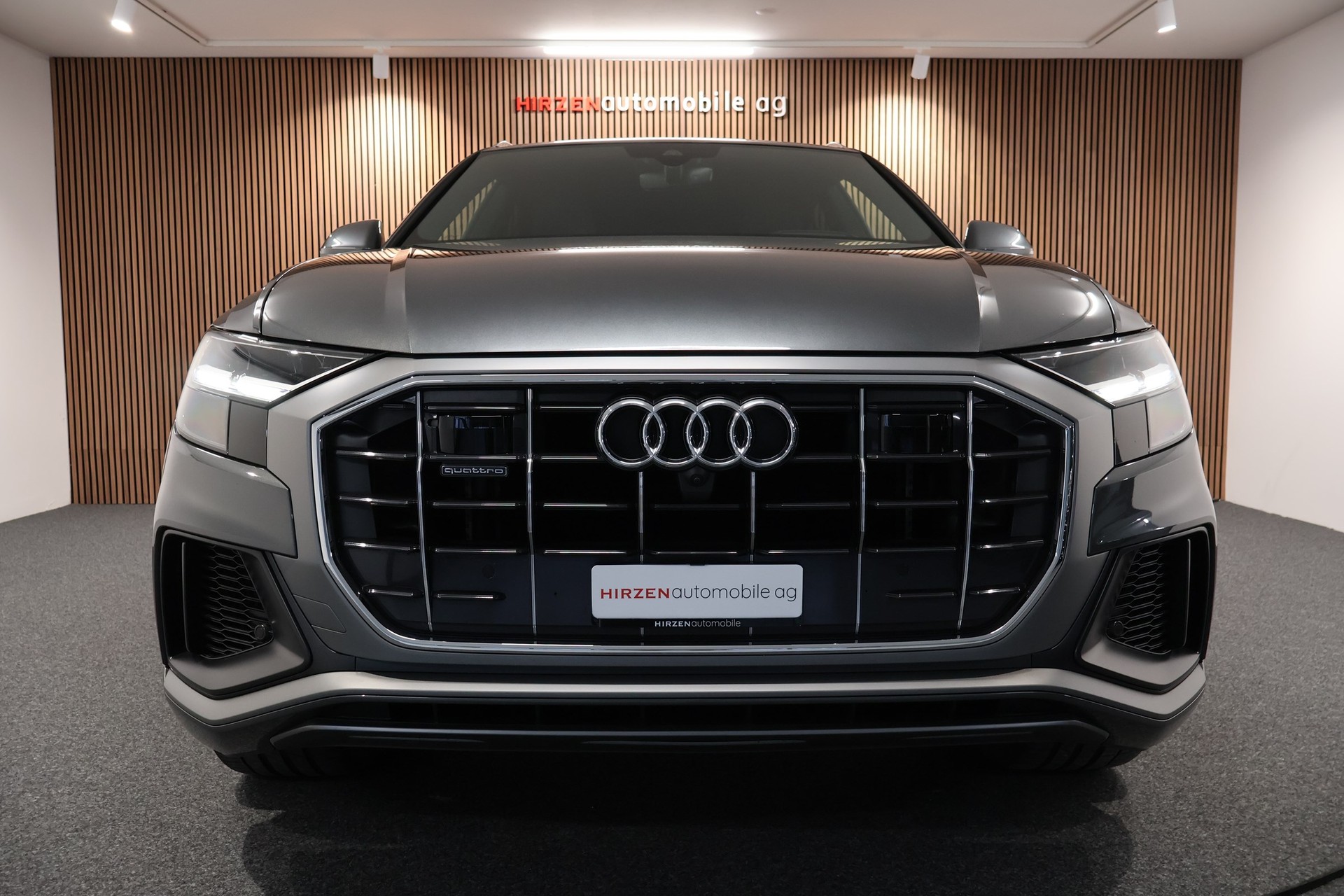 AUDI Q8 55 TFSI e quattro PHEV tiptronic-image-29