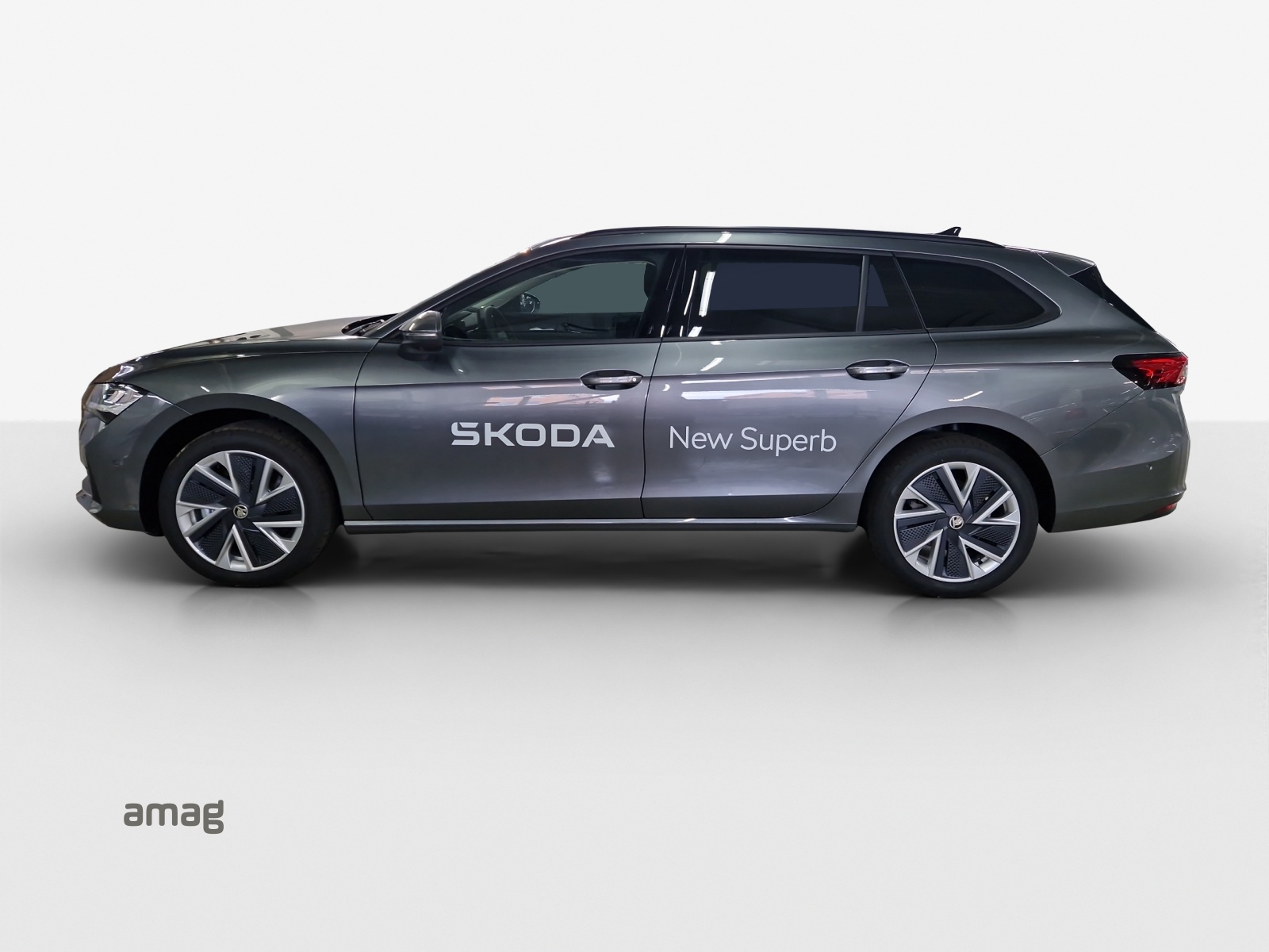 SKODA Superb Combi 2.0 TDi Selection 4x4 DSG-image-1