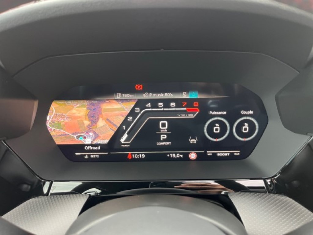 AUDI LA VOITURE COMPACTE HAUT DE GAMME ULTIME - LIMITED ABT RS3-R DISPOSE DE 500 CH ET D’UN ENSEMBLE AÉRODYNAMIQUE EN CARBONE-image-9