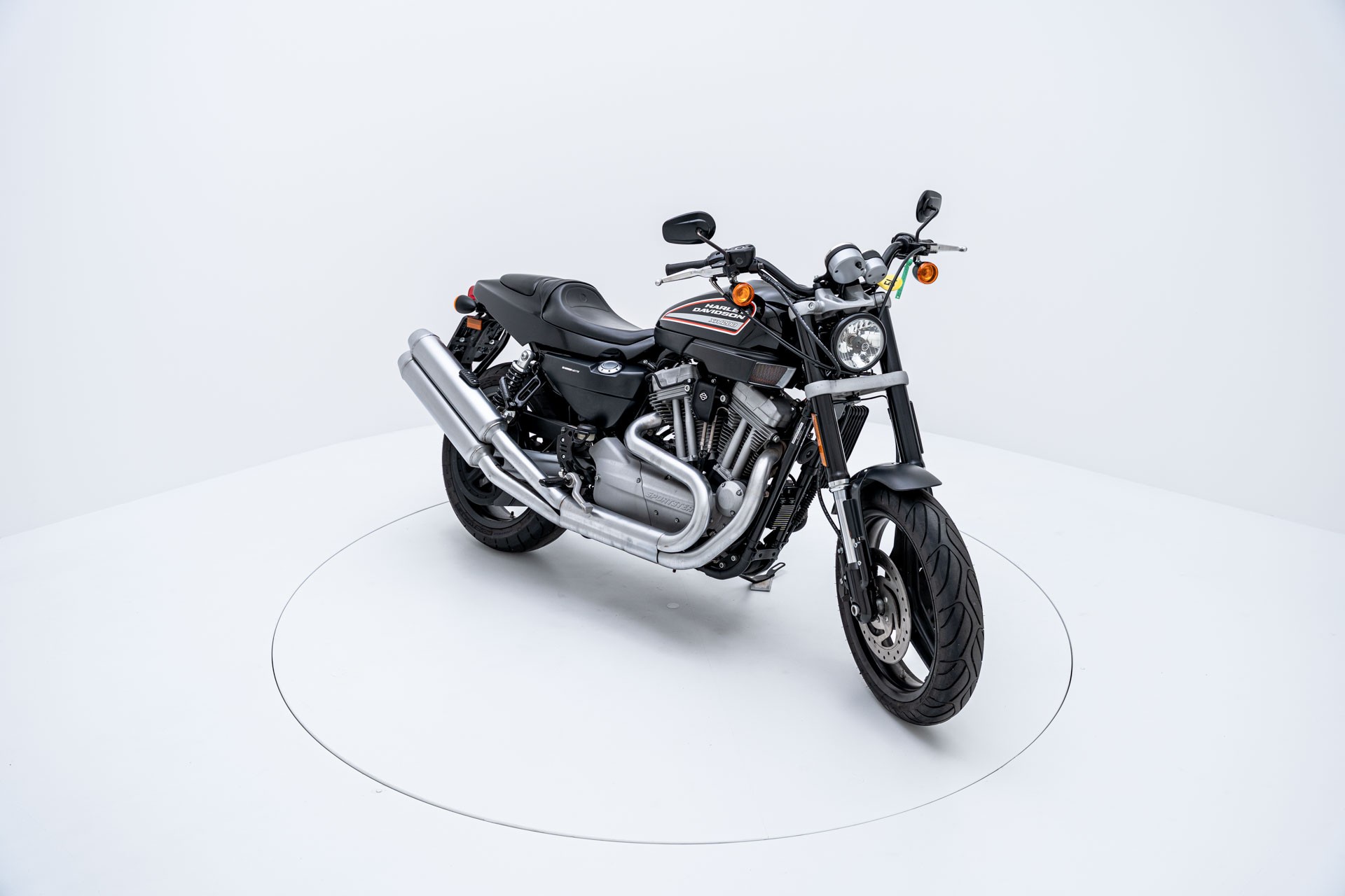 HARLEY-DAVIDSON XR 1200-showroom-element-1